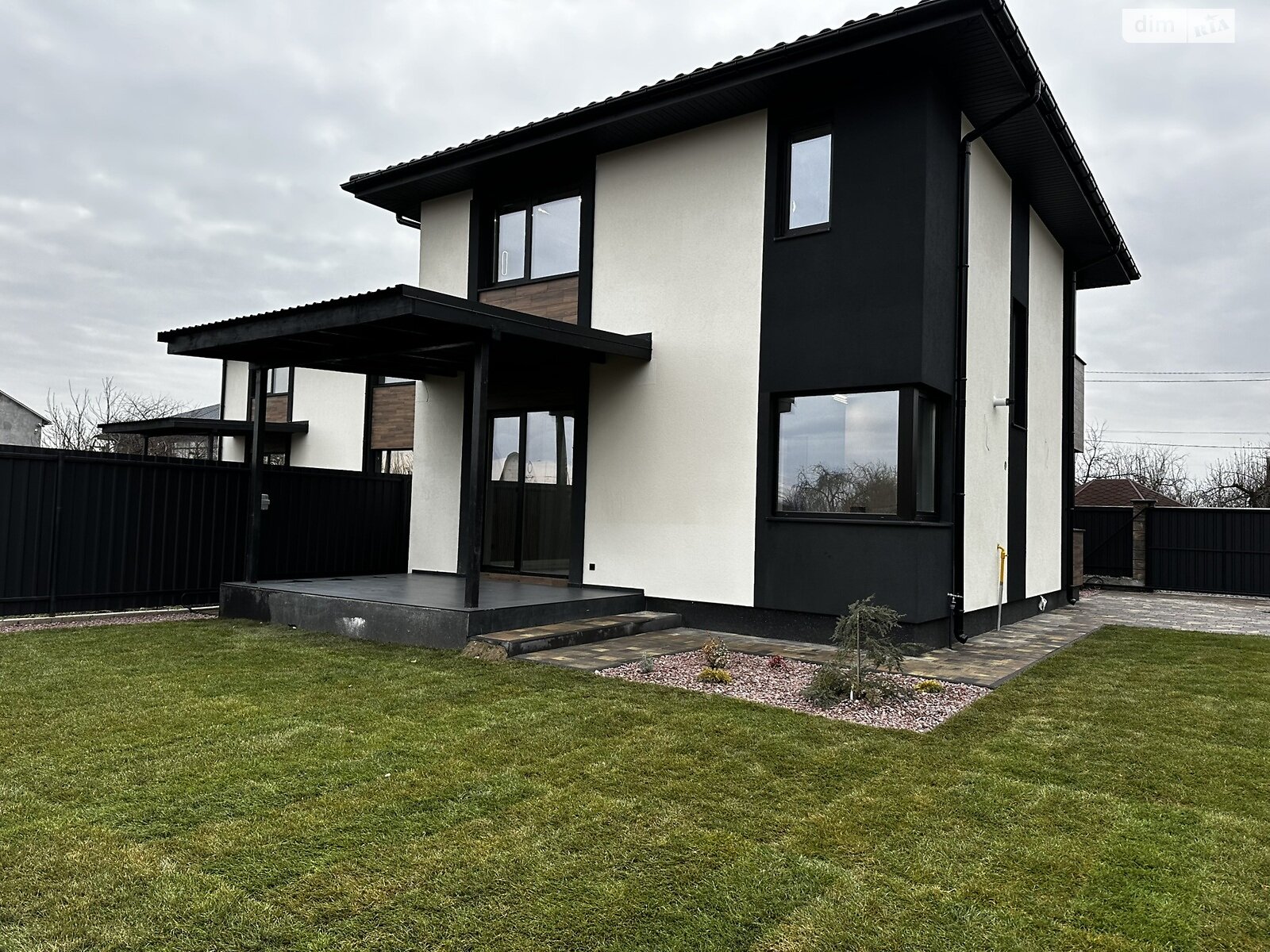двоповерховий будинок з гаражем, 120 кв. м, газобетон. Продаж в Бучі, район Буча фото 1 двоповерховий будинок з гаражем, 120 кв. м, газобетон. Продаж в Бучі, район Буча фото 1