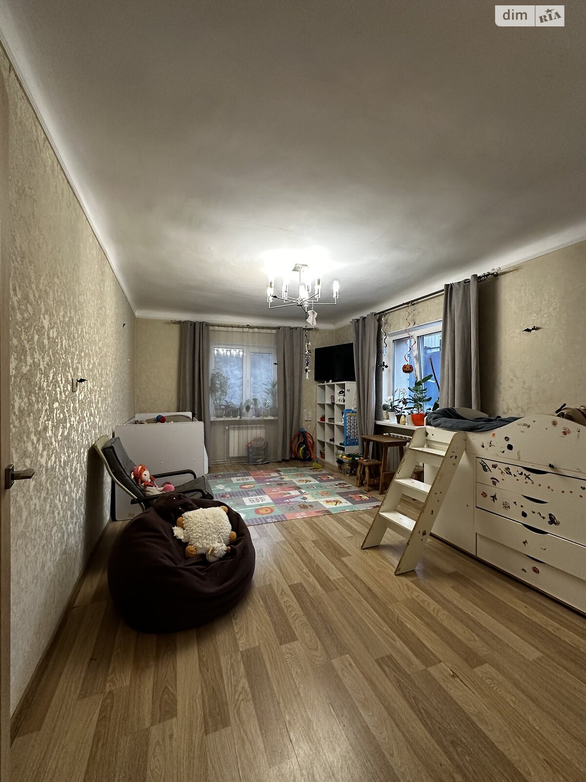 одноэтажный дом с ремонтом, 90.4 кв. м, кирпич. Продажа в Буче район Буча фото 1 одноэтажный дом с ремонтом, 90.4 кв. м, кирпич. Продажа в Буче район Буча фото 1