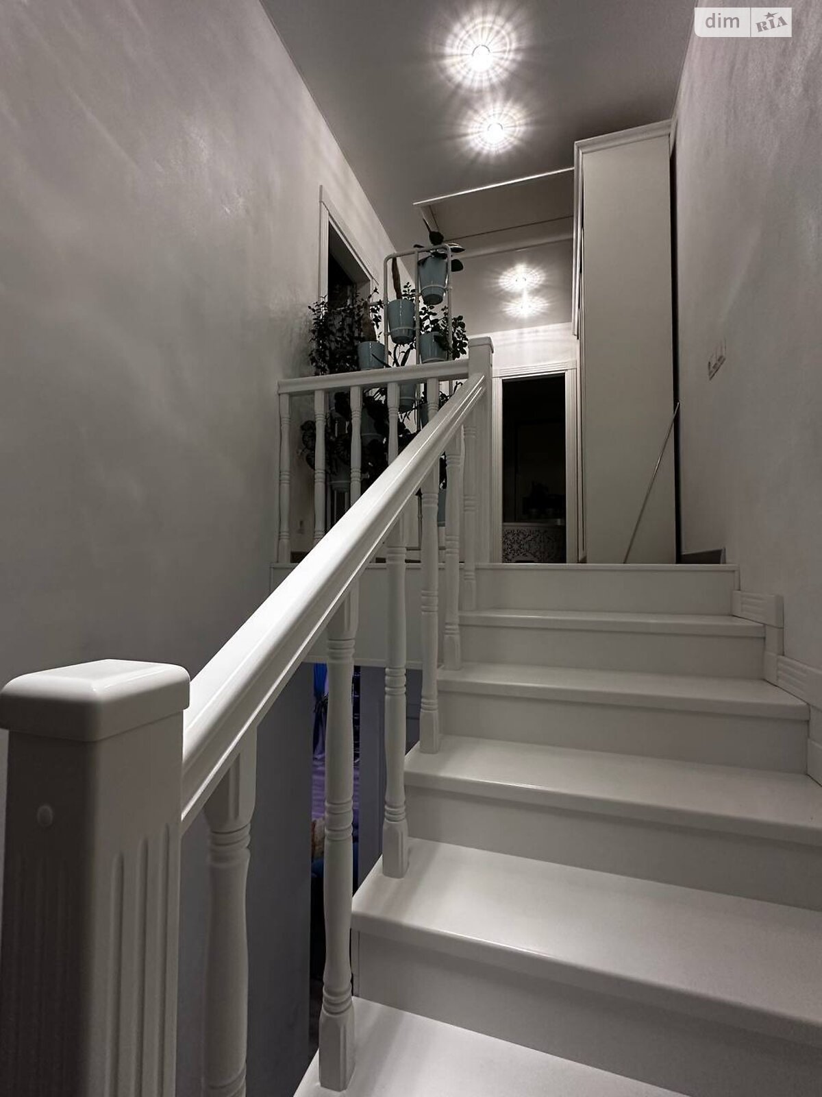 двухэтажный дом с ремонтом, 84.9 кв. м, кирпич. Продажа в Буче район Буча фото 1 двухэтажный дом с ремонтом, 84.9 кв. м, кирпич. Продажа в Буче район Буча фото 1