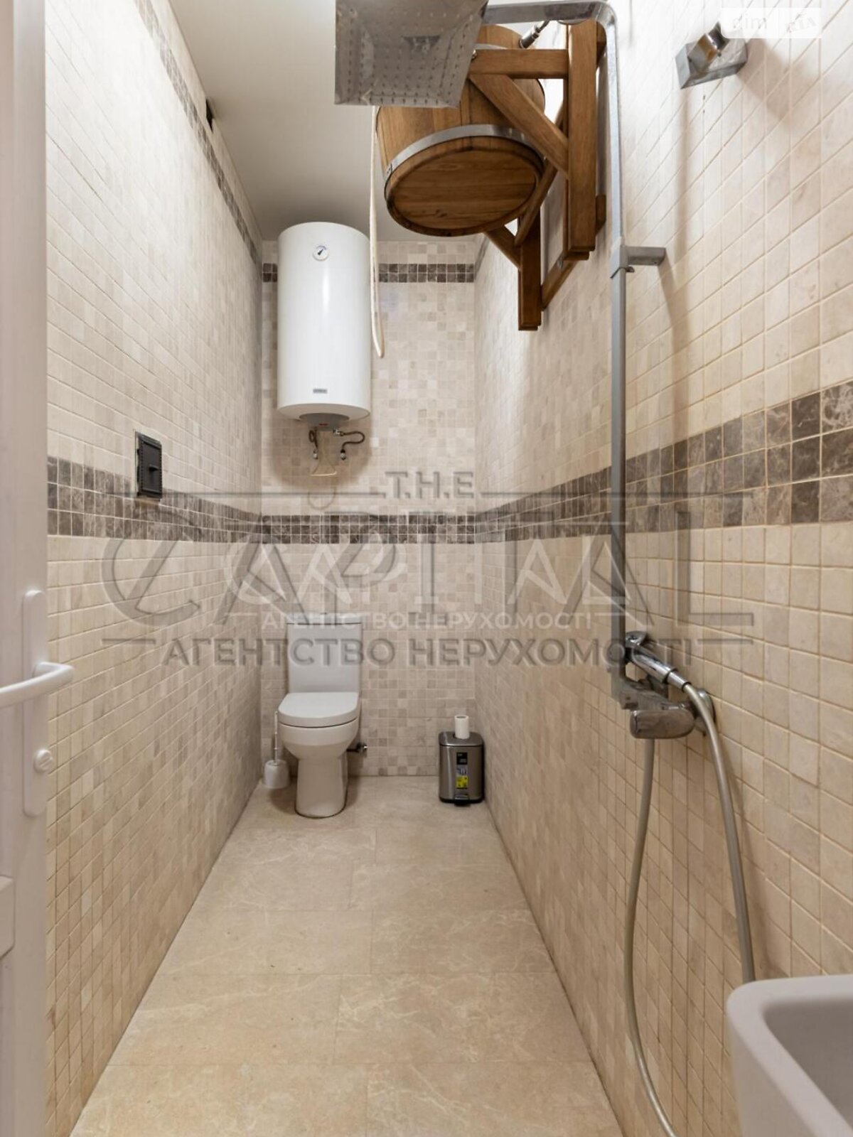 двухэтажный дом с гаражом, 228 кв. м, кирпич. Продажа в Буче район Буча фото 1 двухэтажный дом с гаражом, 228 кв. м, кирпич. Продажа в Буче район Буча фото 1