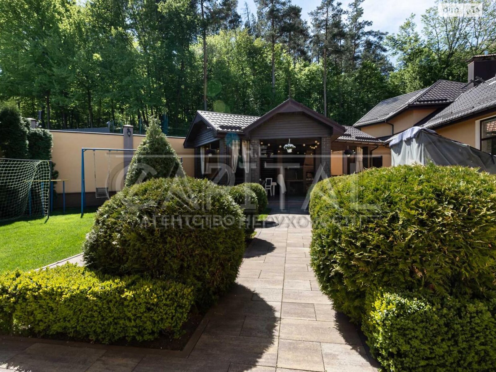 двухэтажный дом с гаражом, 228 кв. м, кирпич. Продажа в Буче район Буча фото 1 двухэтажный дом с гаражом, 228 кв. м, кирпич. Продажа в Буче район Буча фото 1