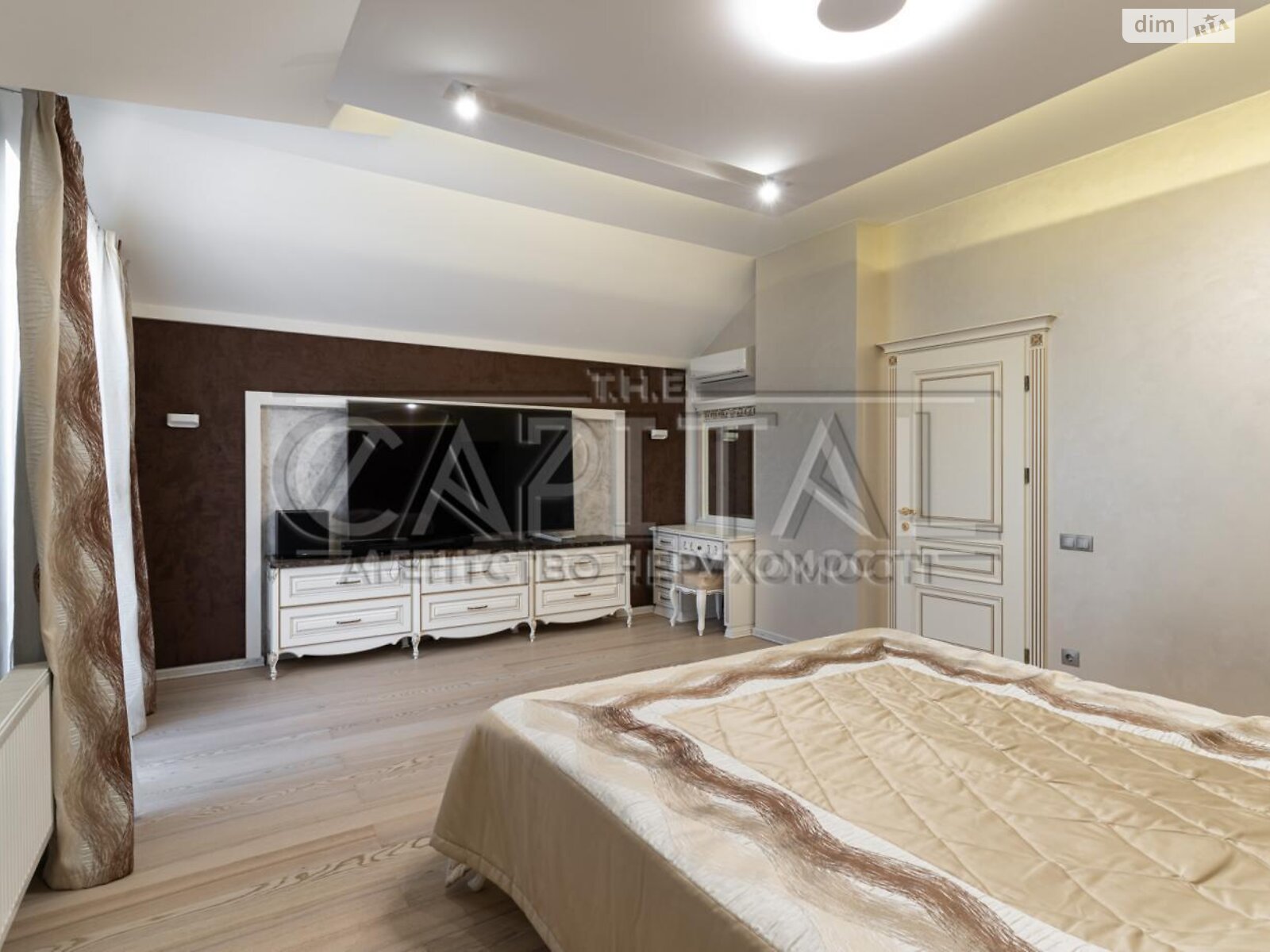 двухэтажный дом с гаражом, 228 кв. м, кирпич. Продажа в Буче район Буча фото 1 двухэтажный дом с гаражом, 228 кв. м, кирпич. Продажа в Буче район Буча фото 1