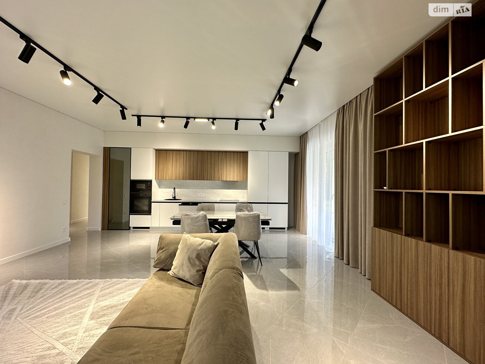 одноэтажный дом с ремонтом, 145 кв. м, кирпич. Продажа в Буче район Буча фото 1