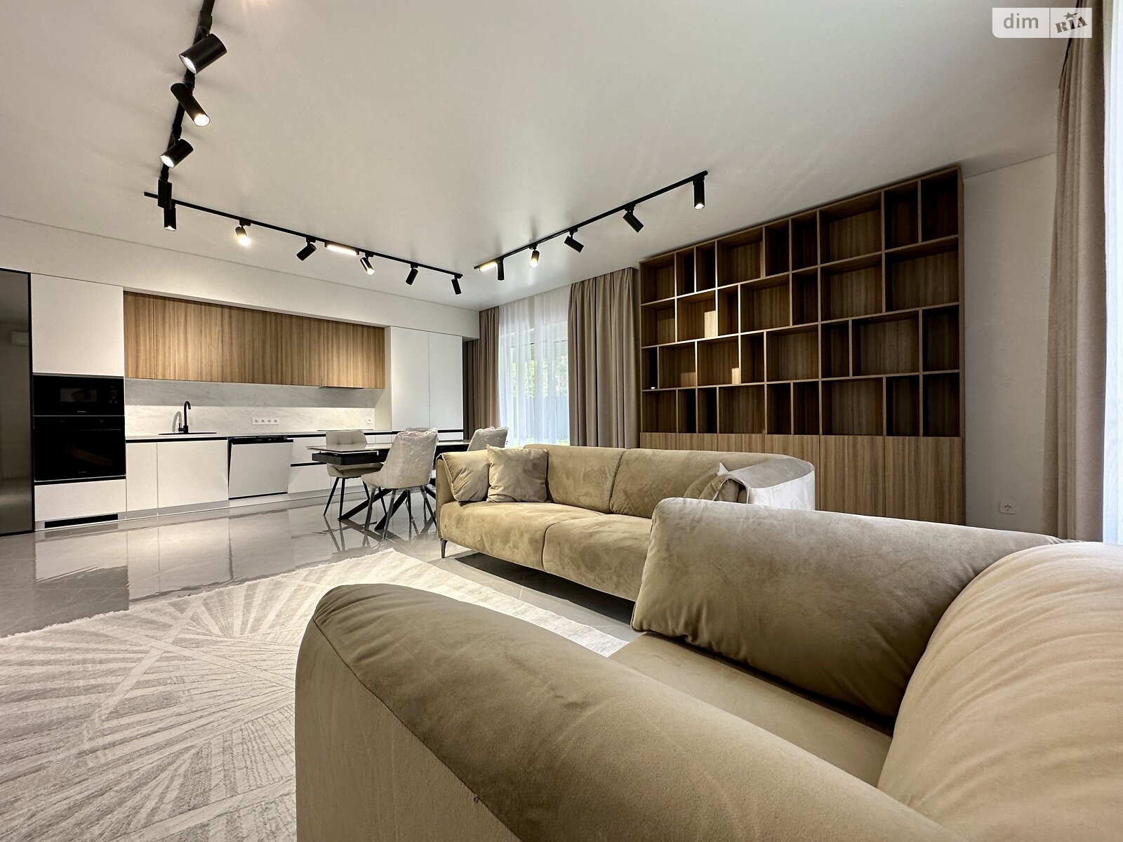 одноэтажный дом с ремонтом, 145 кв. м, кирпич. Продажа в Буче район Буча фото 1