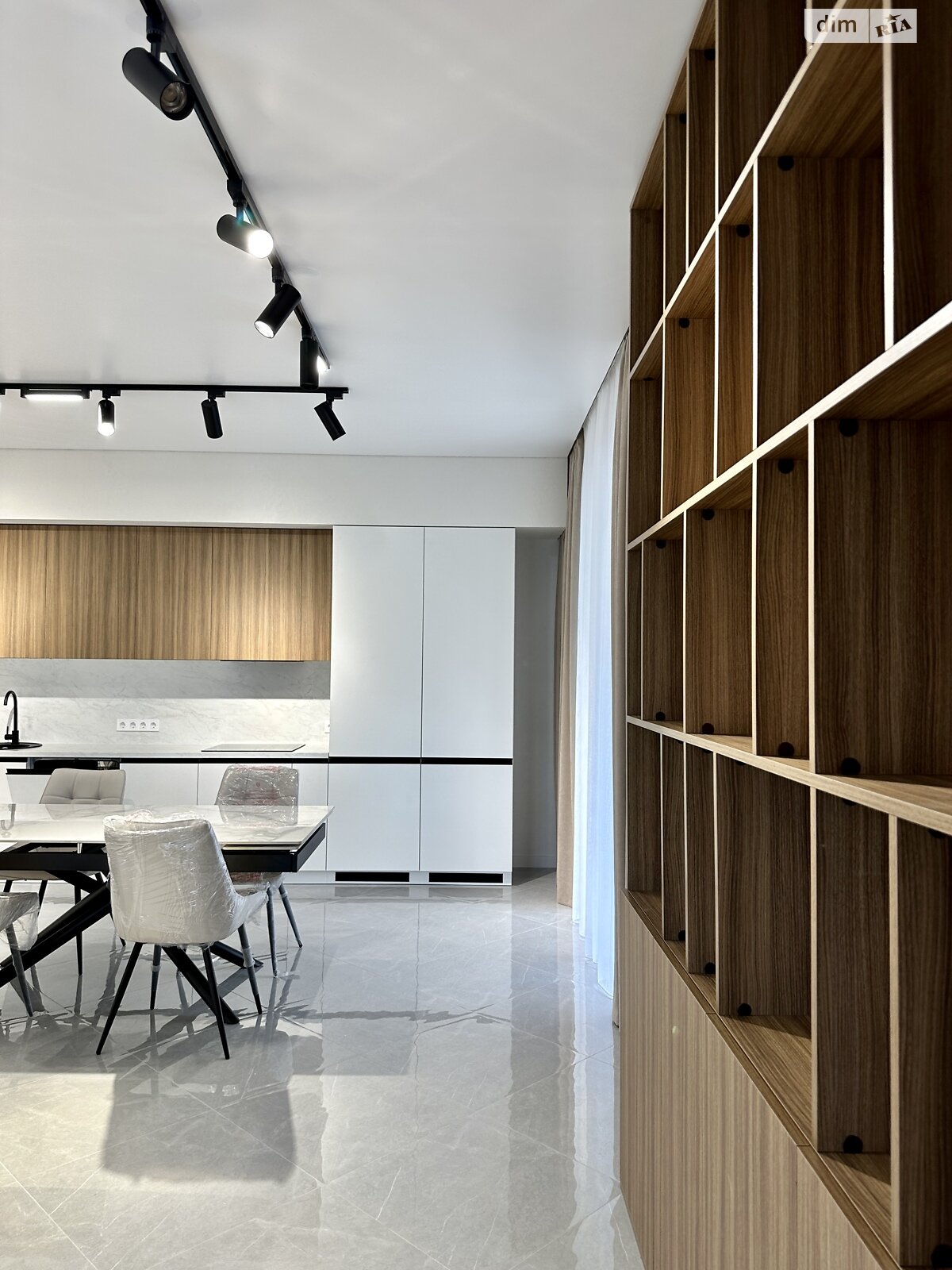 одноэтажный дом с ремонтом, 145 кв. м, кирпич. Продажа в Буче район Буча фото 1