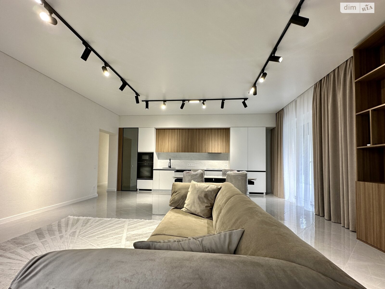 одноэтажный дом с ремонтом, 145 кв. м, кирпич. Продажа в Буче район Буча фото 1