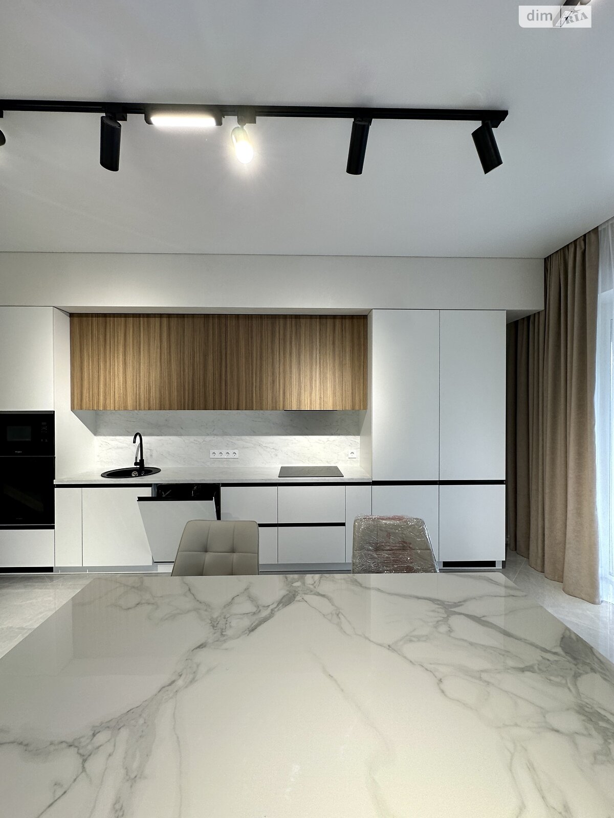 одноэтажный дом с ремонтом, 145 кв. м, кирпич. Продажа в Буче район Буча фото 1