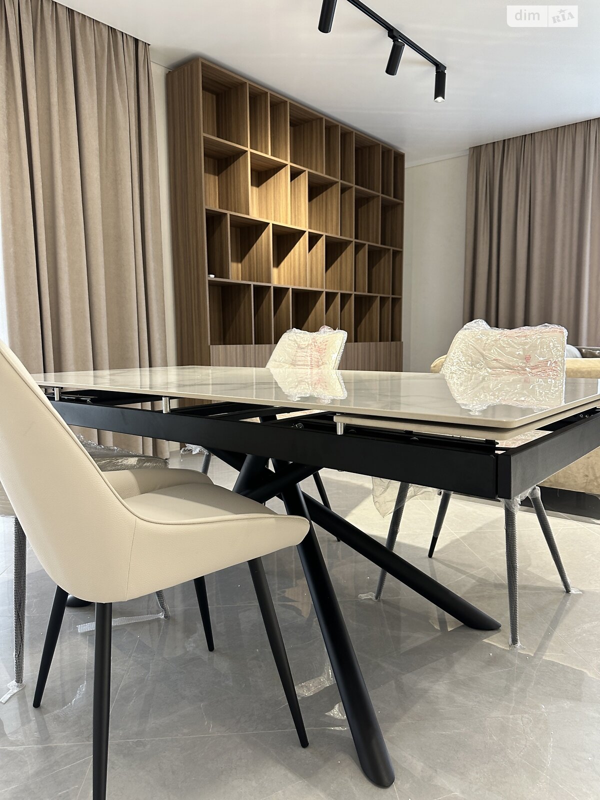 одноэтажный дом с ремонтом, 145 кв. м, кирпич. Продажа в Буче район Буча фото 1