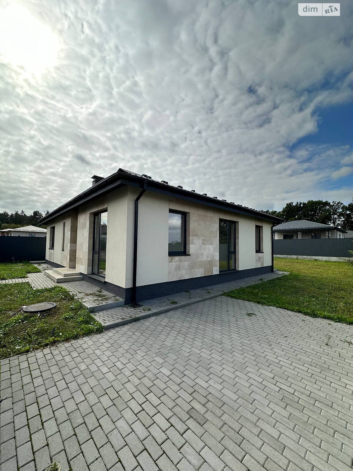одноэтажный дом, 133 кв. м, керамический блок. Продажа в Буче район Буча фото 1 одноэтажный дом, 133 кв. м, керамический блок. Продажа в Буче район Буча фото 1