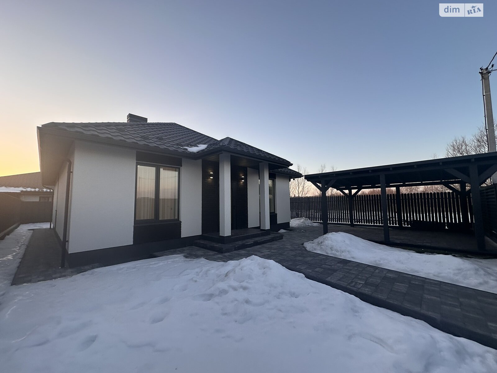 одноэтажный дом с ремонтом, 120 кв. м, кирпич. Продажа в Буче район Буча фото 1