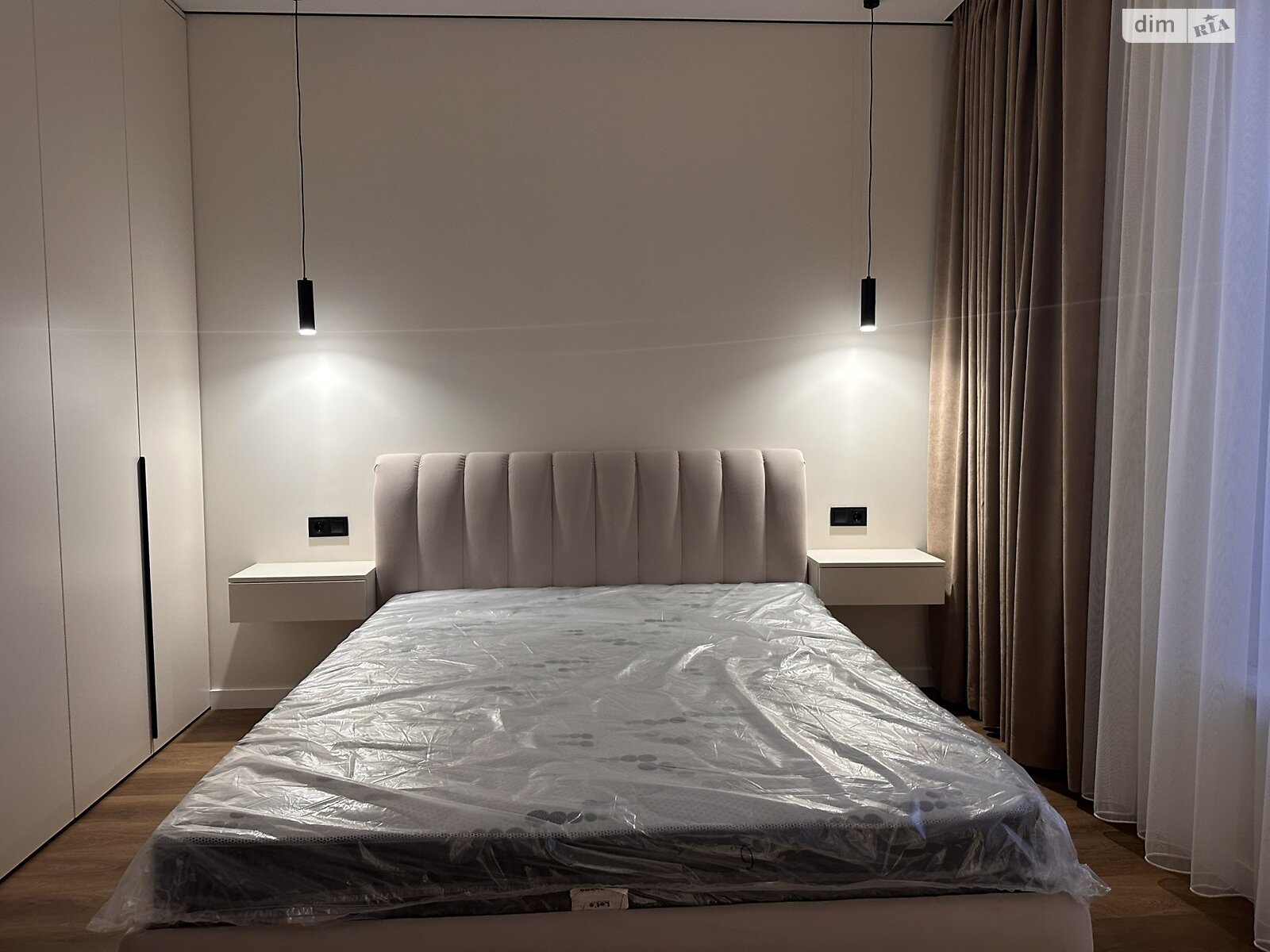 одноэтажный дом с ремонтом, 120 кв. м, кирпич. Продажа в Буче район Буча фото 1