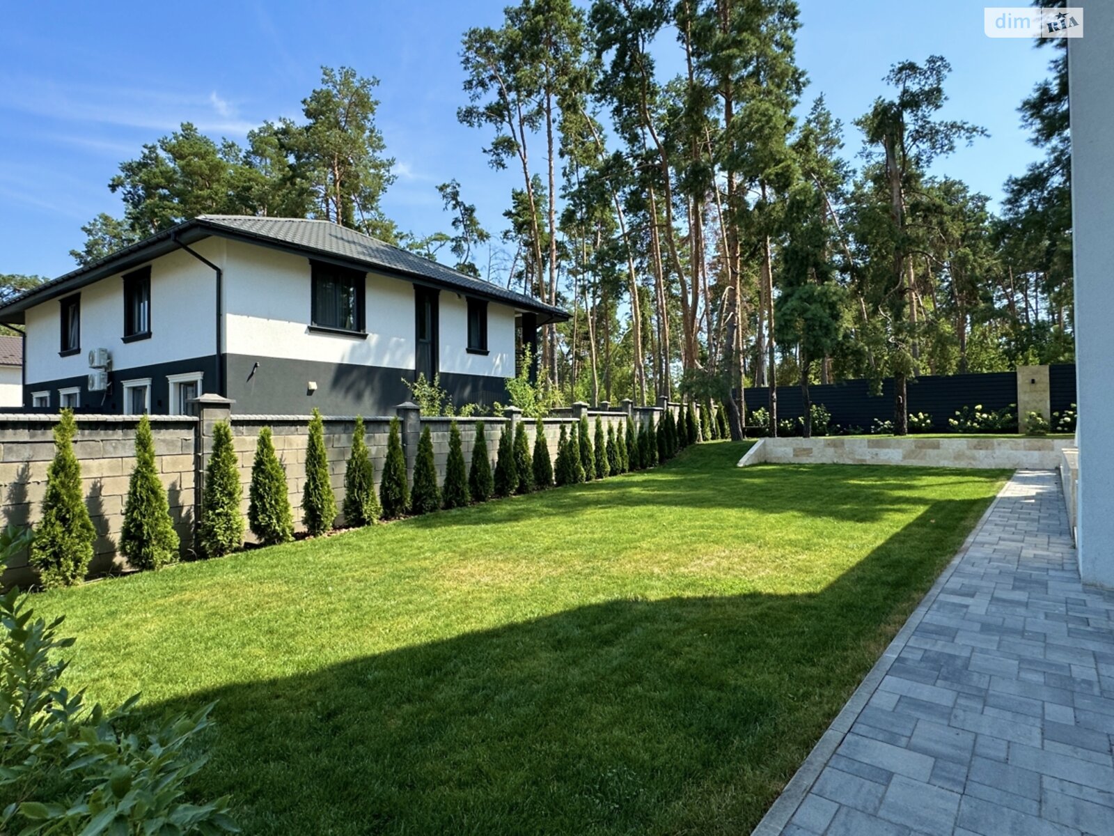 двоповерховий будинок з гаражем, 287.5 кв. м, цегла. Продаж у Бучі фото 1 двоповерховий будинок з гаражем, 287.5 кв. м, цегла. Продаж у Бучі фото 1