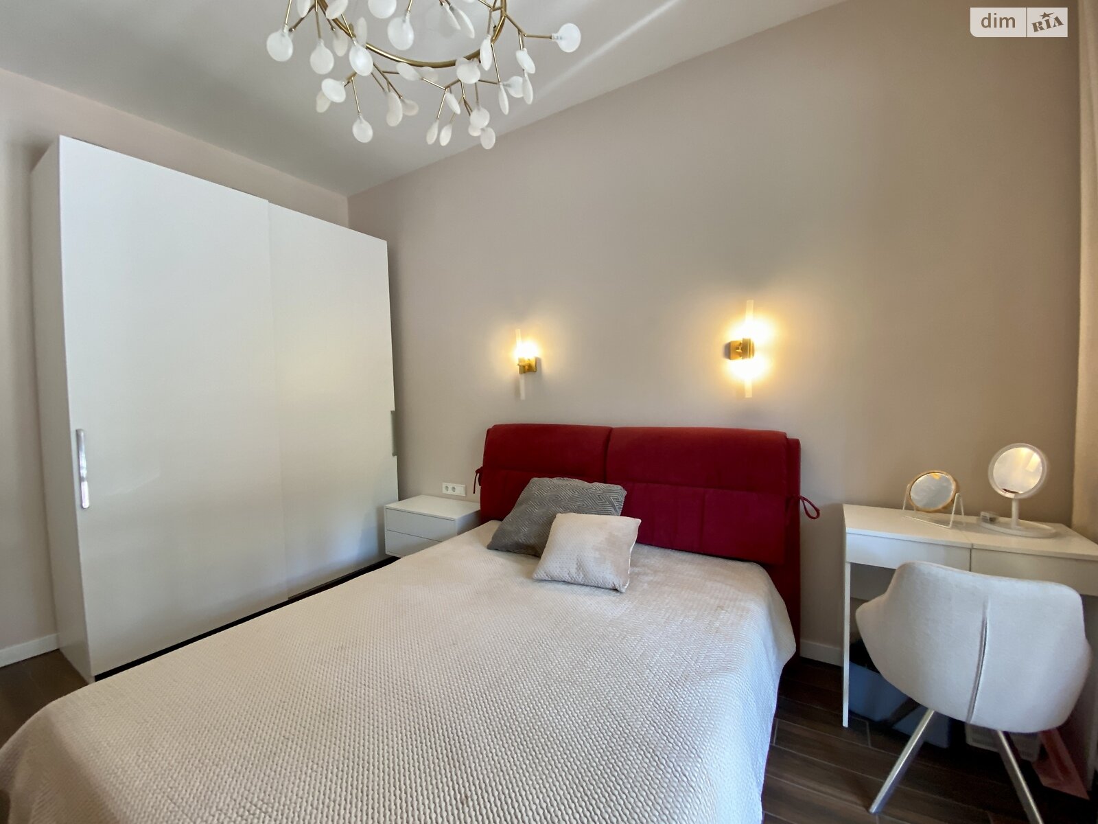 одноповерховий будинок з гаражем, 135.6 кв. м, цегла. Продаж у Бучі фото 1 одноповерховий будинок з гаражем, 135.6 кв. м, цегла. Продаж у Бучі фото 1