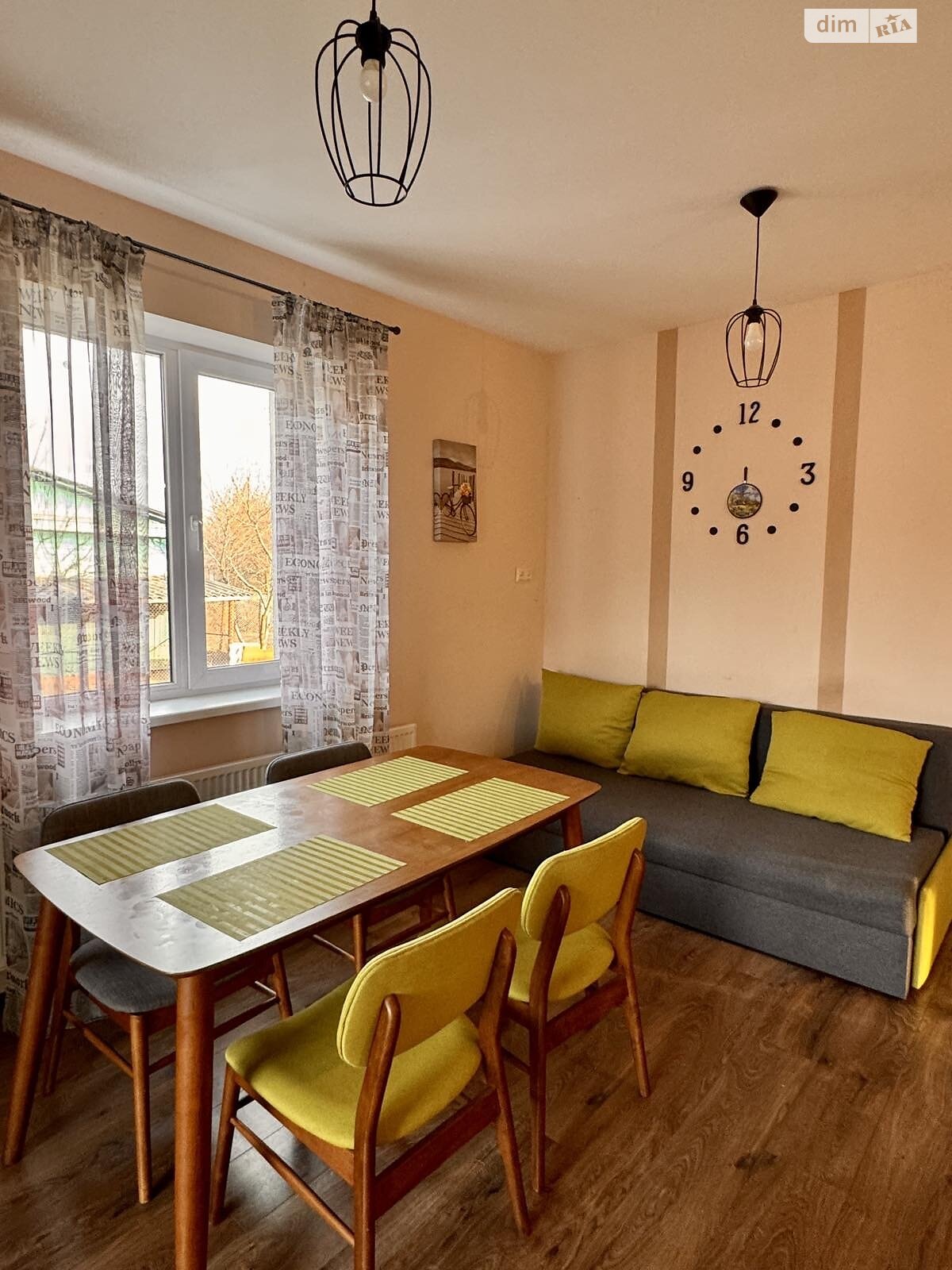триповерховий будинок з опаленням, 121 кв. м, піноблок. Продаж у Бучі фото 1 триповерховий будинок з опаленням, 121 кв. м, піноблок. Продаж у Бучі фото 1