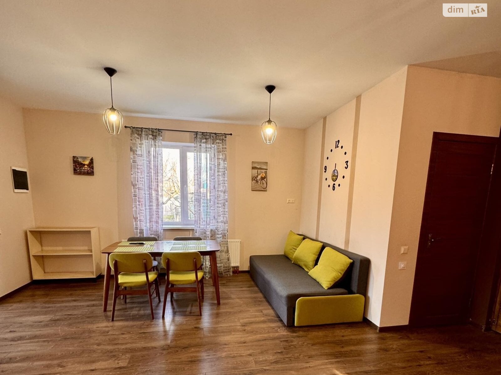 триповерховий будинок з опаленням, 121 кв. м, піноблок. Продаж у Бучі фото 1 триповерховий будинок з опаленням, 121 кв. м, піноблок. Продаж у Бучі фото 1