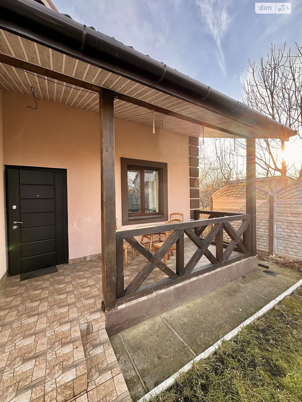 триповерховий будинок з опаленням, 121 кв. м, піноблок. Продаж у Бучі фото 1 триповерховий будинок з опаленням, 121 кв. м, піноблок. Продаж у Бучі фото 1