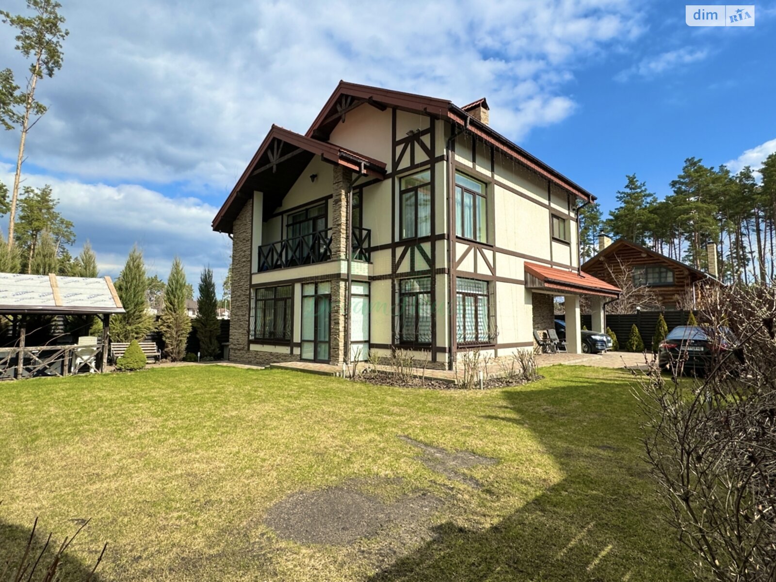 трехэтажный дом с балконом, 220 кв. м, кирпич. Продажа в Буче фото 1