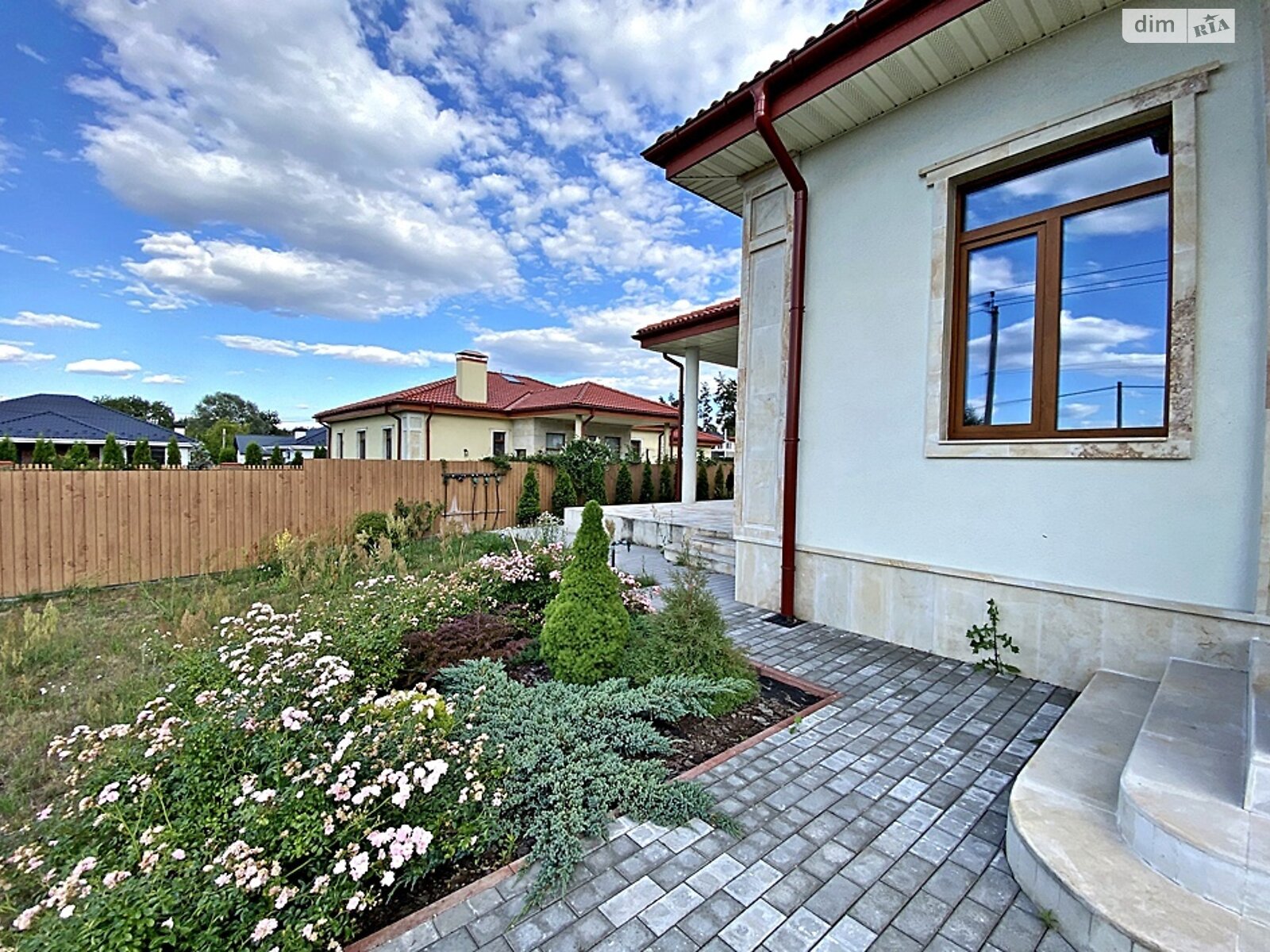 одноэтажный дом с верандой, 250 кв. м, кирпич. Продажа в Буче фото 1