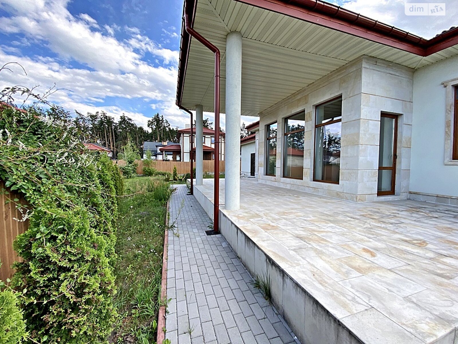 одноэтажный дом с верандой, 250 кв. м, кирпич. Продажа в Буче фото 1