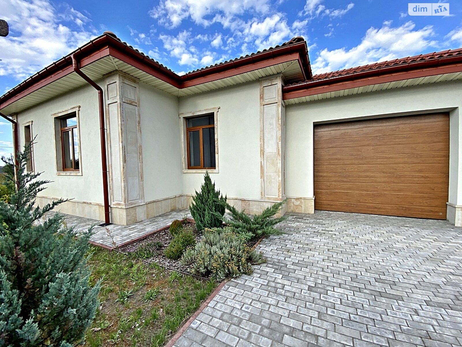 одноэтажный дом с верандой, 250 кв. м, кирпич. Продажа в Буче фото 1