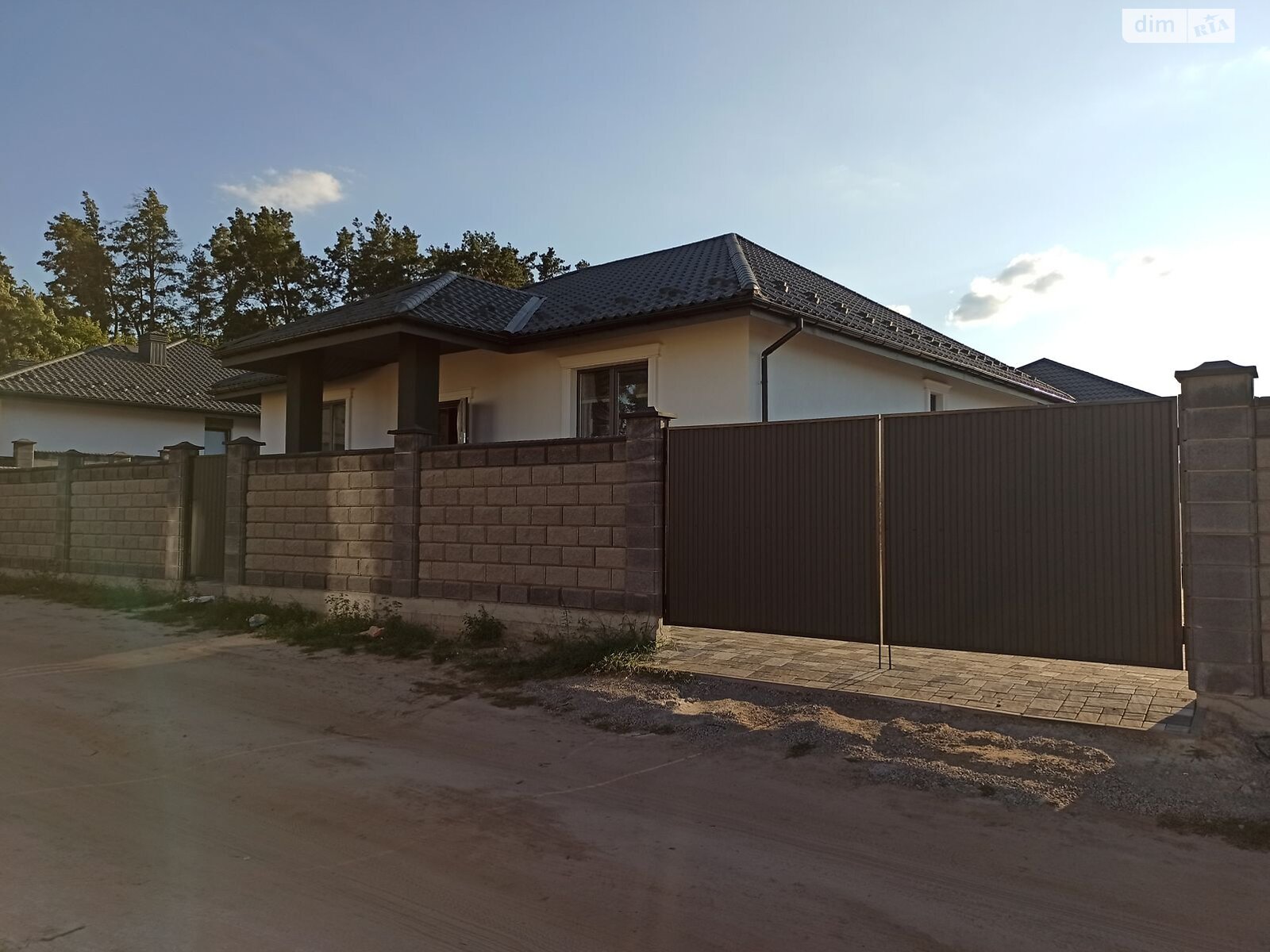 одноповерховий будинок з верандою, 115 кв. м, кирпич. Продаж у Бучі фото 1