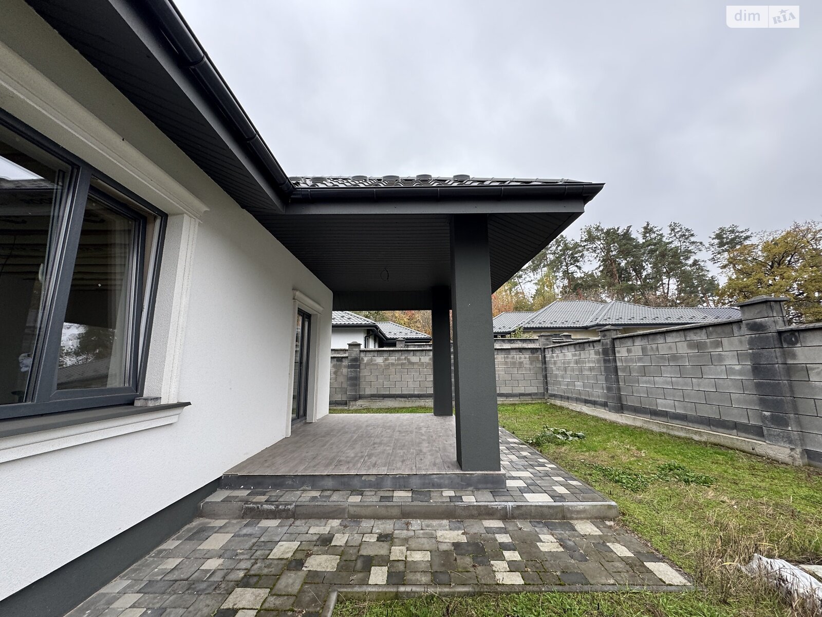 одноповерховий будинок з верандою, 115 кв. м, кирпич. Продаж у Бучі фото 1