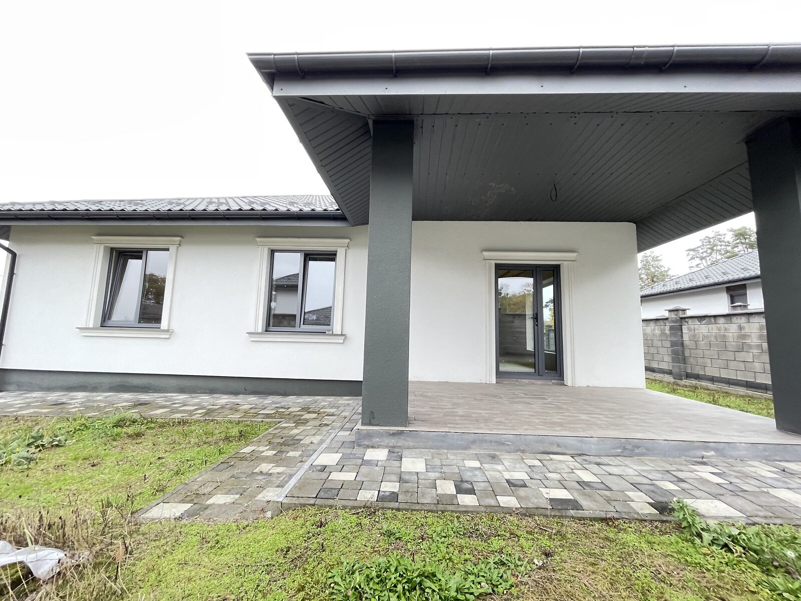 одноповерховий будинок з верандою, 115 кв. м, кирпич. Продаж у Бучі фото 1