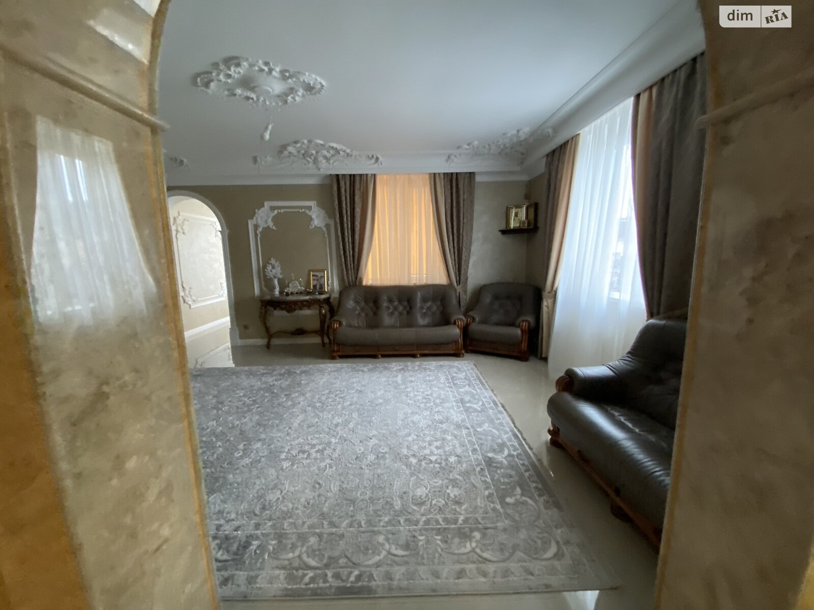 двоповерховий будинок з гаражем, 295 кв. м, кирпич. Продаж у Бучі фото 1 двоповерховий будинок з гаражем, 295 кв. м, кирпич. Продаж у Бучі фото 1
