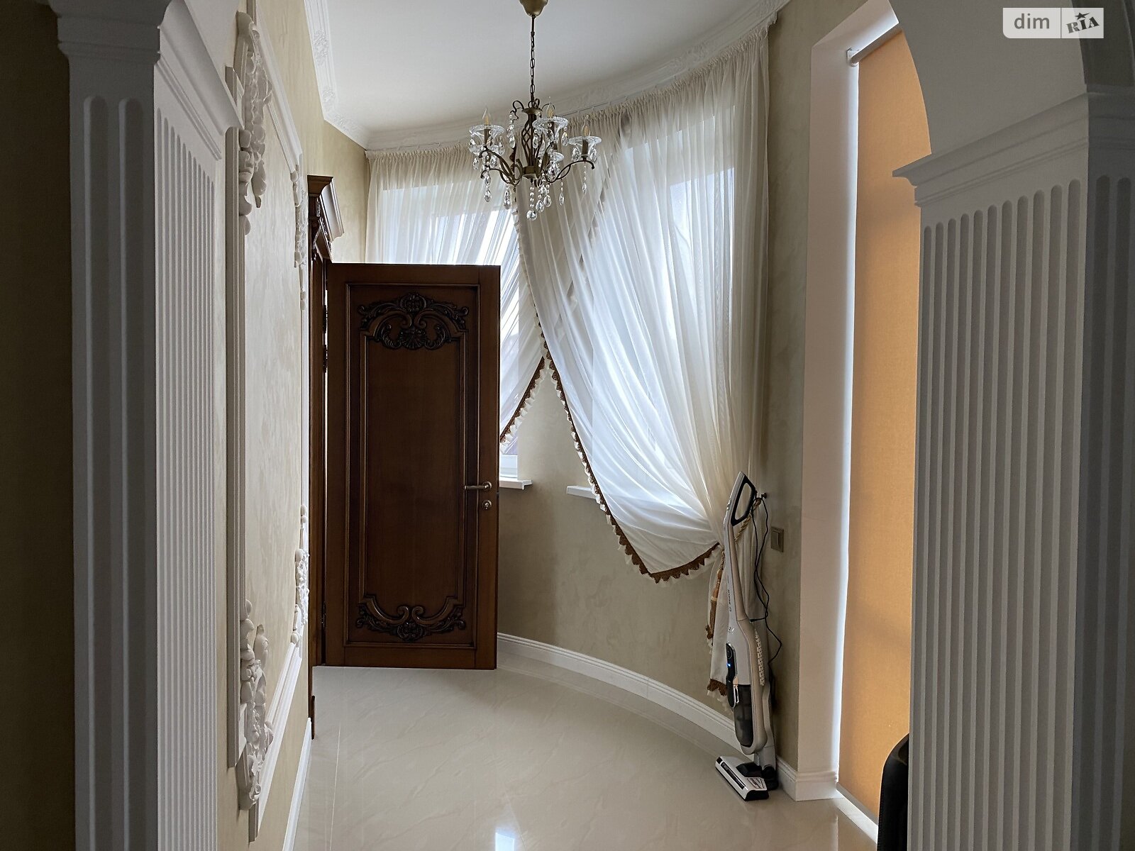 двоповерховий будинок з гаражем, 295 кв. м, кирпич. Продаж у Бучі фото 1 двоповерховий будинок з гаражем, 295 кв. м, кирпич. Продаж у Бучі фото 1