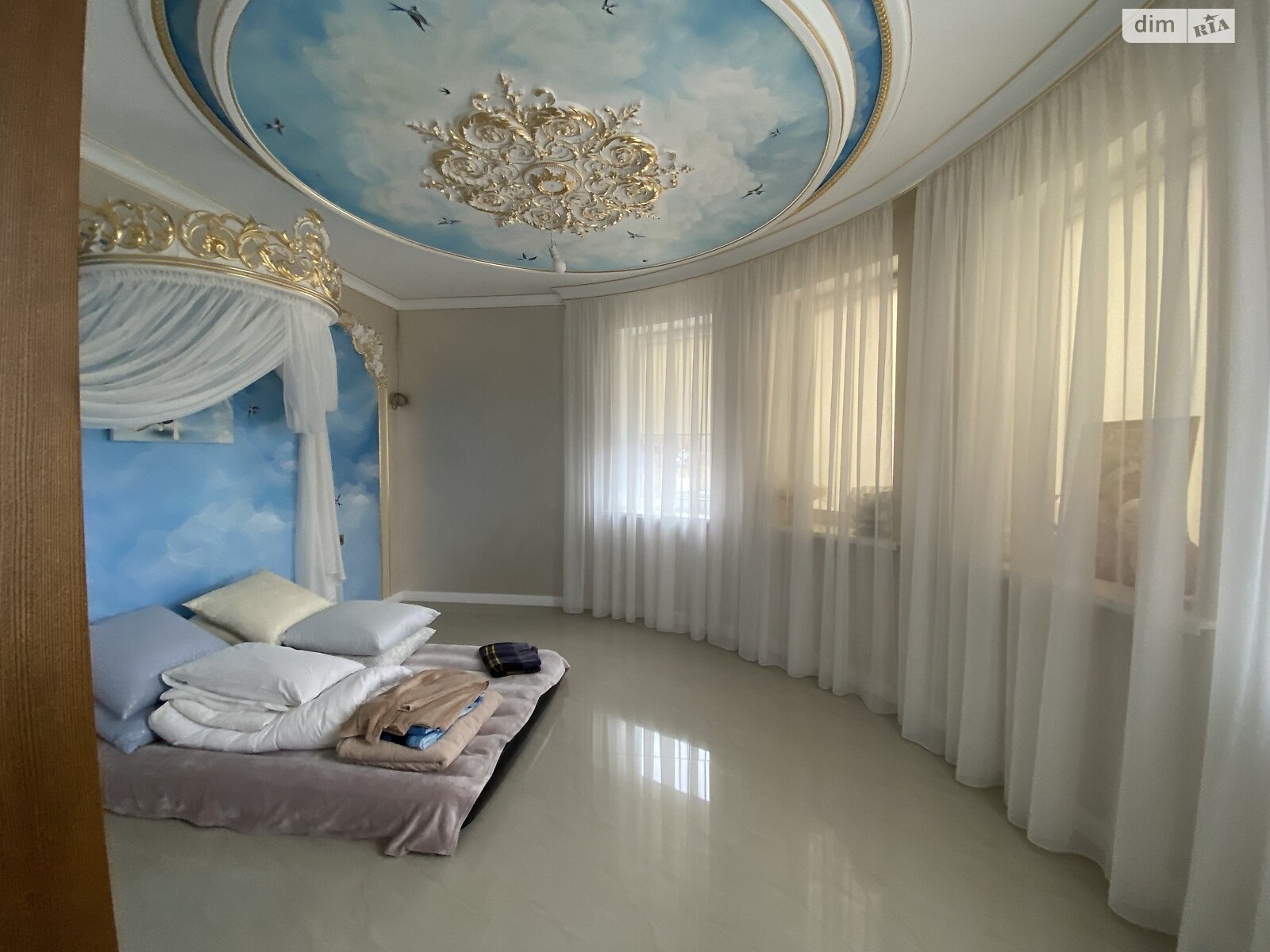 двоповерховий будинок з гаражем, 295 кв. м, кирпич. Продаж у Бучі фото 1 двоповерховий будинок з гаражем, 295 кв. м, кирпич. Продаж у Бучі фото 1
