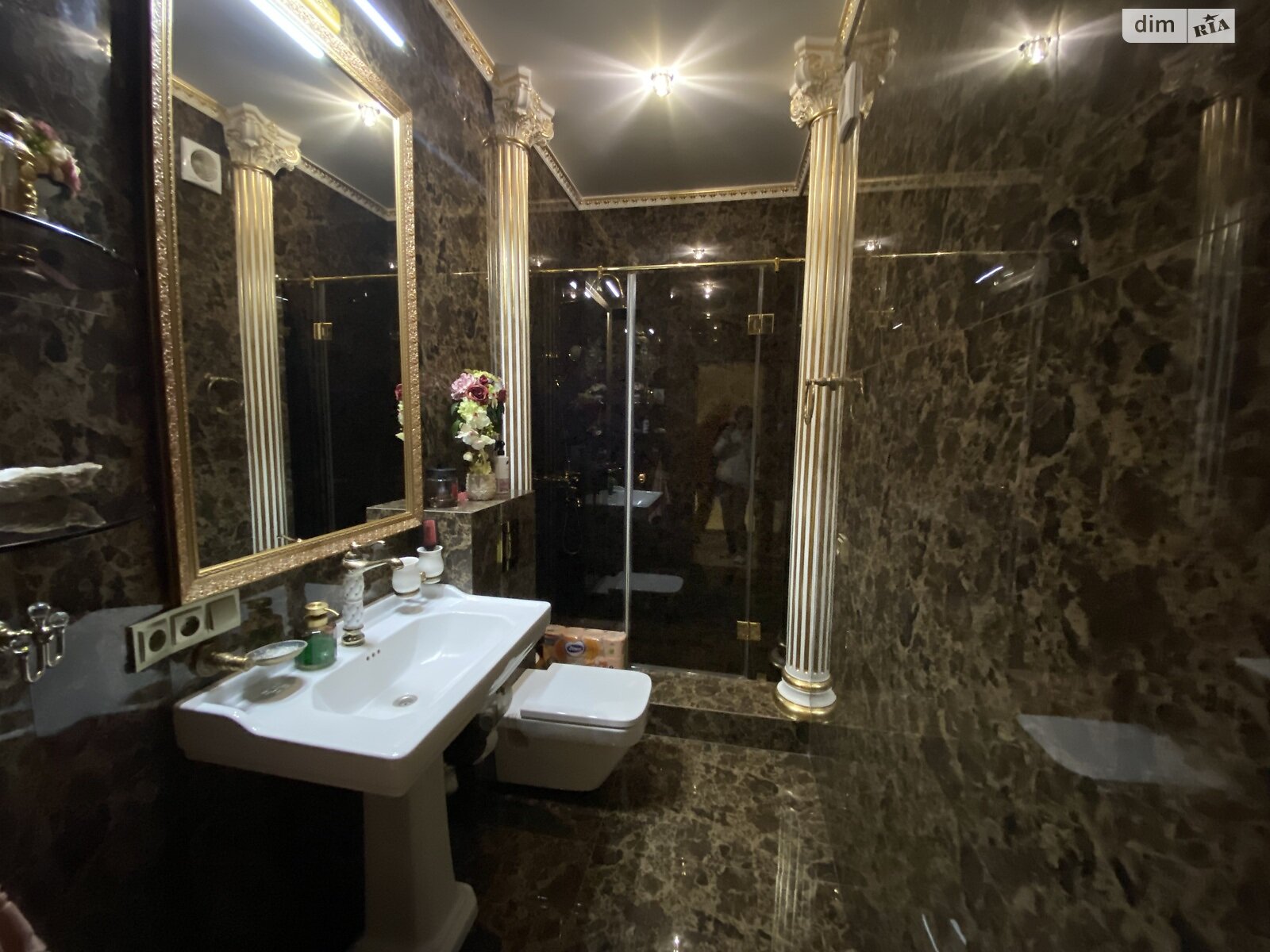 двоповерховий будинок з гаражем, 295 кв. м, кирпич. Продаж у Бучі фото 1 двоповерховий будинок з гаражем, 295 кв. м, кирпич. Продаж у Бучі фото 1