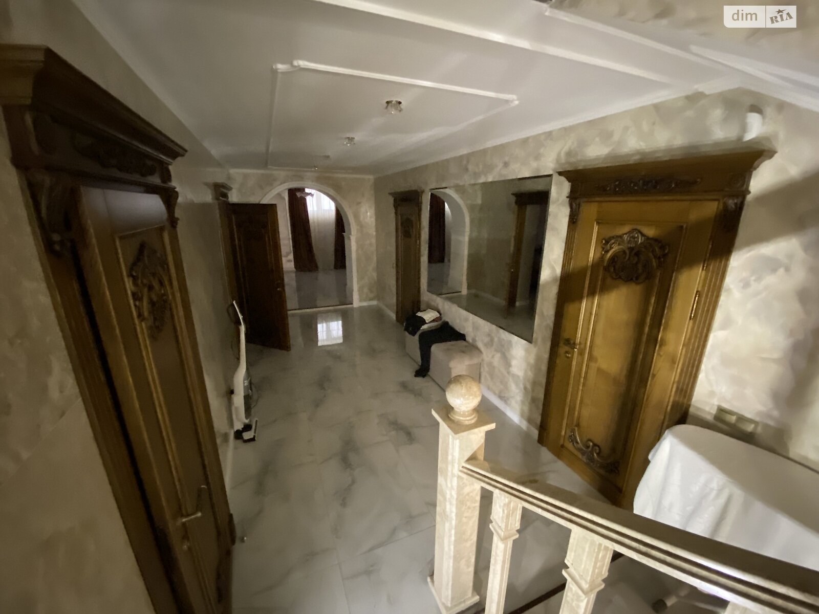 двоповерховий будинок з гаражем, 295 кв. м, кирпич. Продаж у Бучі фото 1 двоповерховий будинок з гаражем, 295 кв. м, кирпич. Продаж у Бучі фото 1