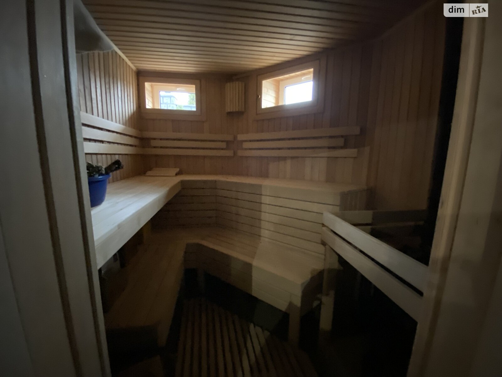 двоповерховий будинок з гаражем, 295 кв. м, кирпич. Продаж у Бучі фото 1 двоповерховий будинок з гаражем, 295 кв. м, кирпич. Продаж у Бучі фото 1