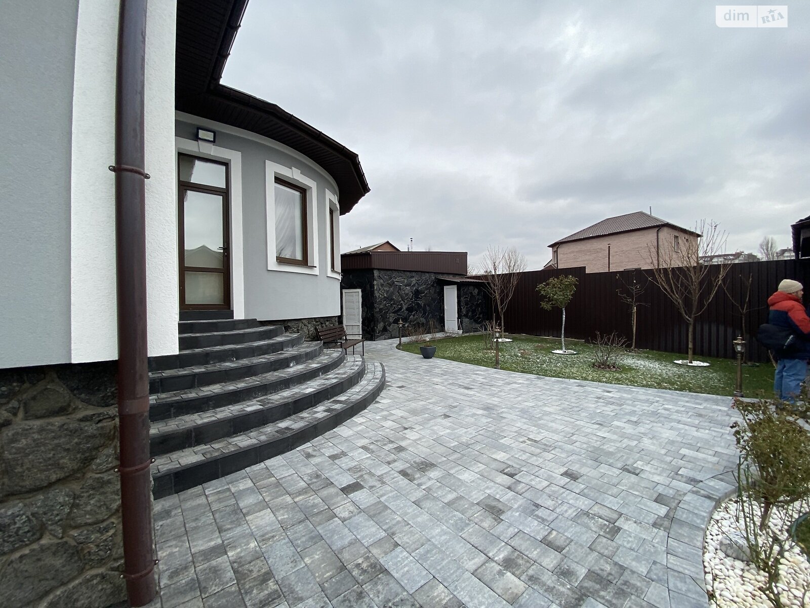 двоповерховий будинок з гаражем, 295 кв. м, кирпич. Продаж у Бучі фото 1 двоповерховий будинок з гаражем, 295 кв. м, кирпич. Продаж у Бучі фото 1
