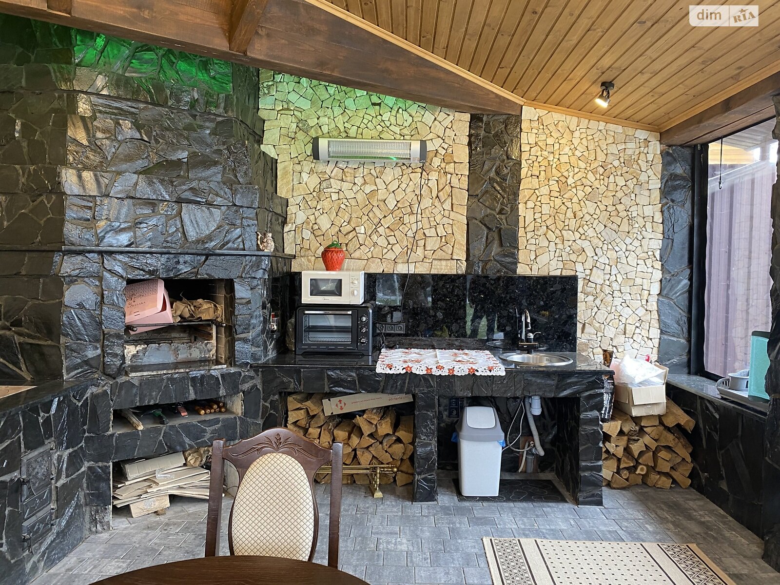 двоповерховий будинок з гаражем, 295 кв. м, кирпич. Продаж у Бучі фото 1 двоповерховий будинок з гаражем, 295 кв. м, кирпич. Продаж у Бучі фото 1