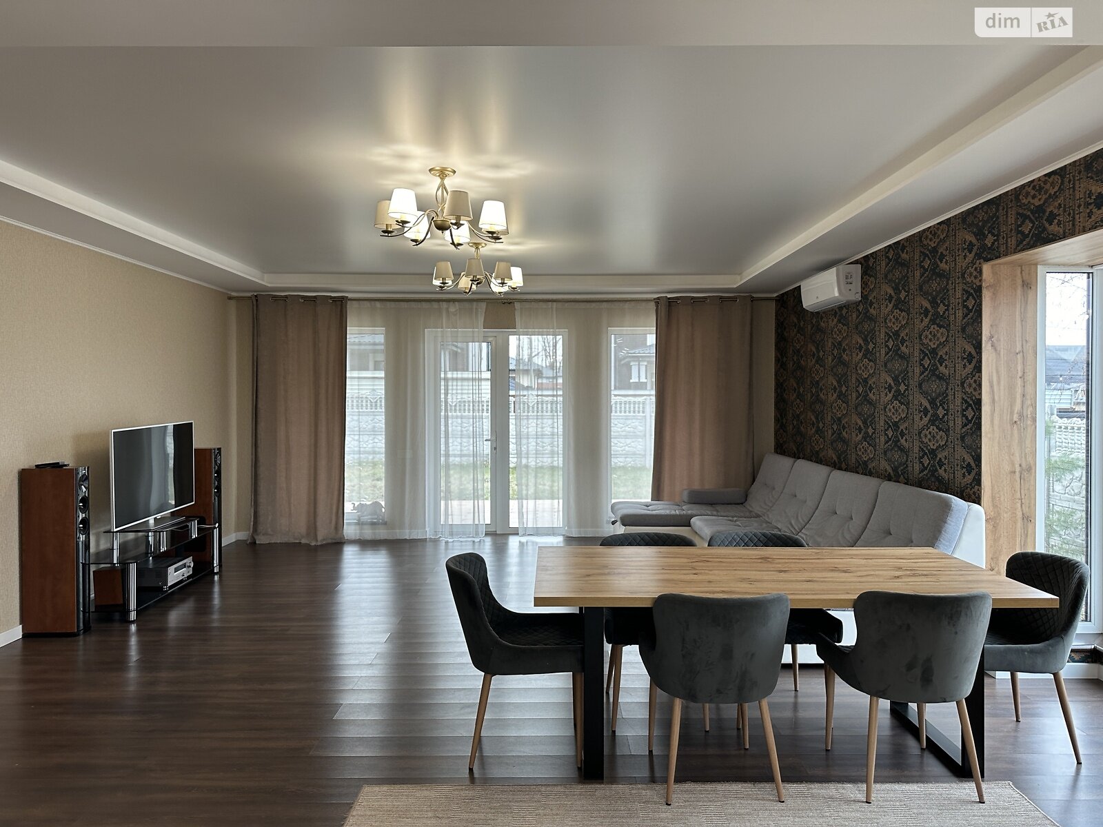 одноповерховий будинок з ремонтом, 145 кв. м, цегла. Продаж у Бучі фото 1 одноповерховий будинок з ремонтом, 145 кв. м, цегла. Продаж у Бучі фото 1