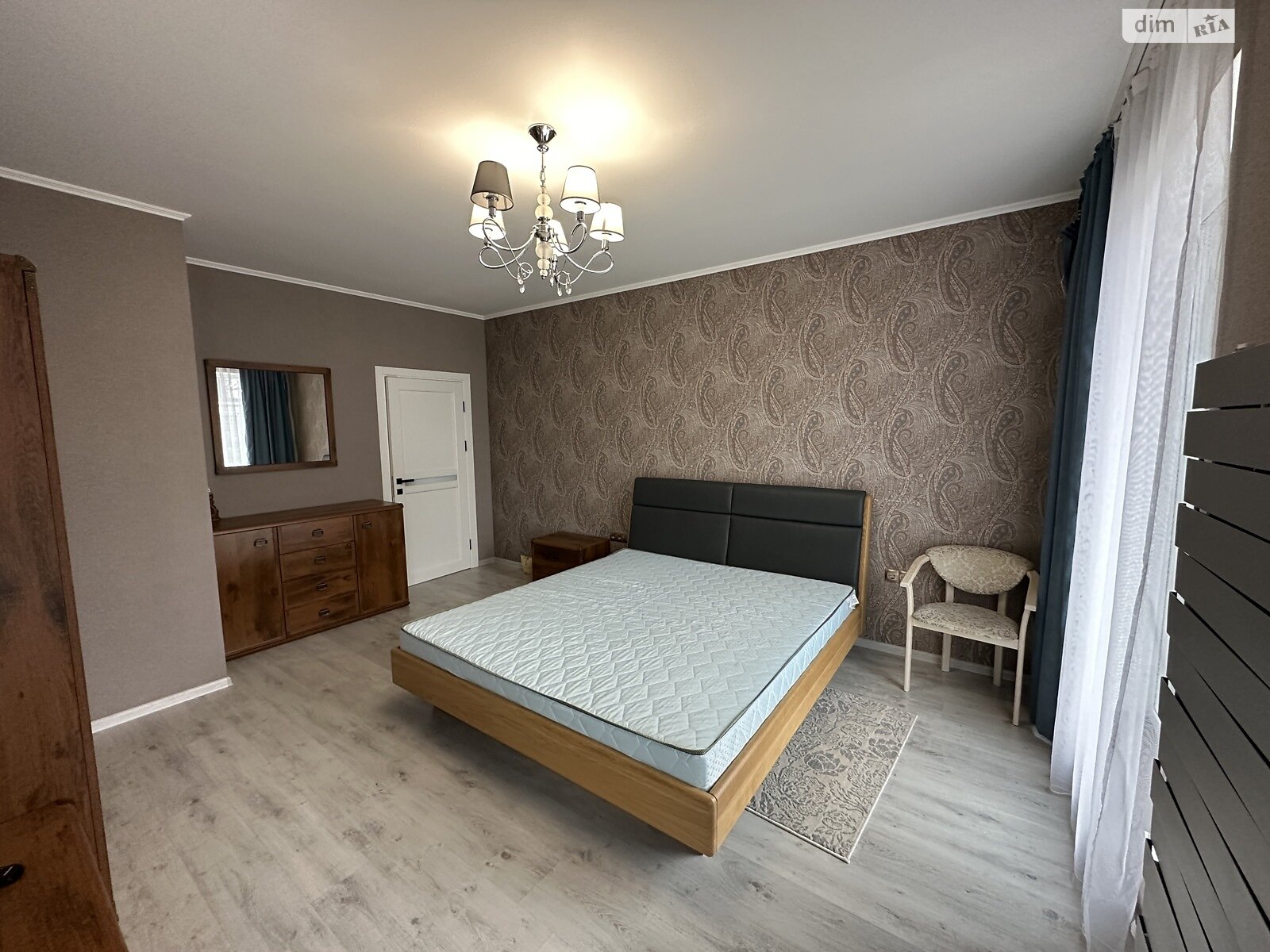 одноповерховий будинок з ремонтом, 145 кв. м, цегла. Продаж у Бучі фото 1 одноповерховий будинок з ремонтом, 145 кв. м, цегла. Продаж у Бучі фото 1