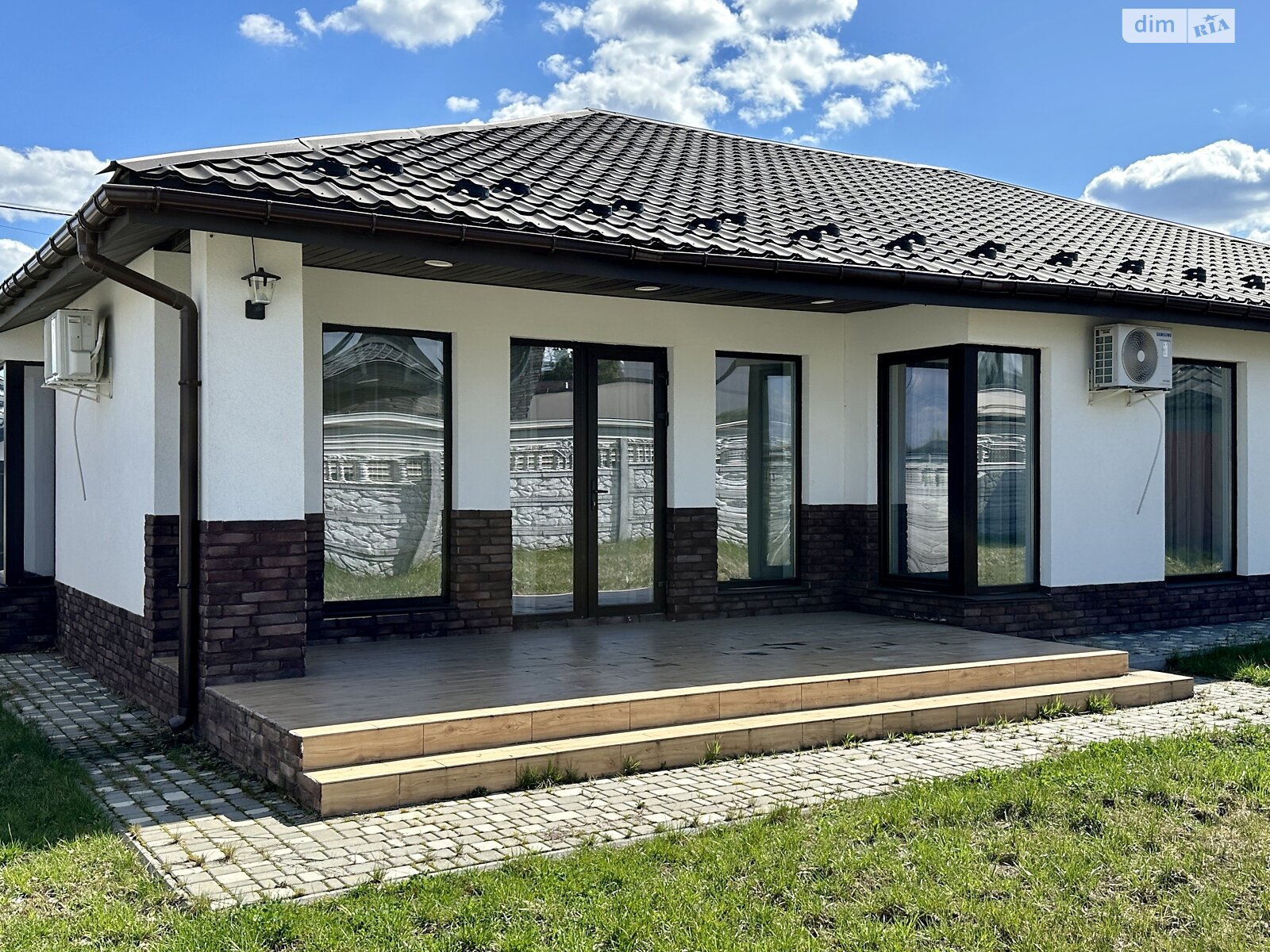 одноповерховий будинок з ремонтом, 145 кв. м, цегла. Продаж у Бучі фото 1 одноповерховий будинок з ремонтом, 145 кв. м, цегла. Продаж у Бучі фото 1