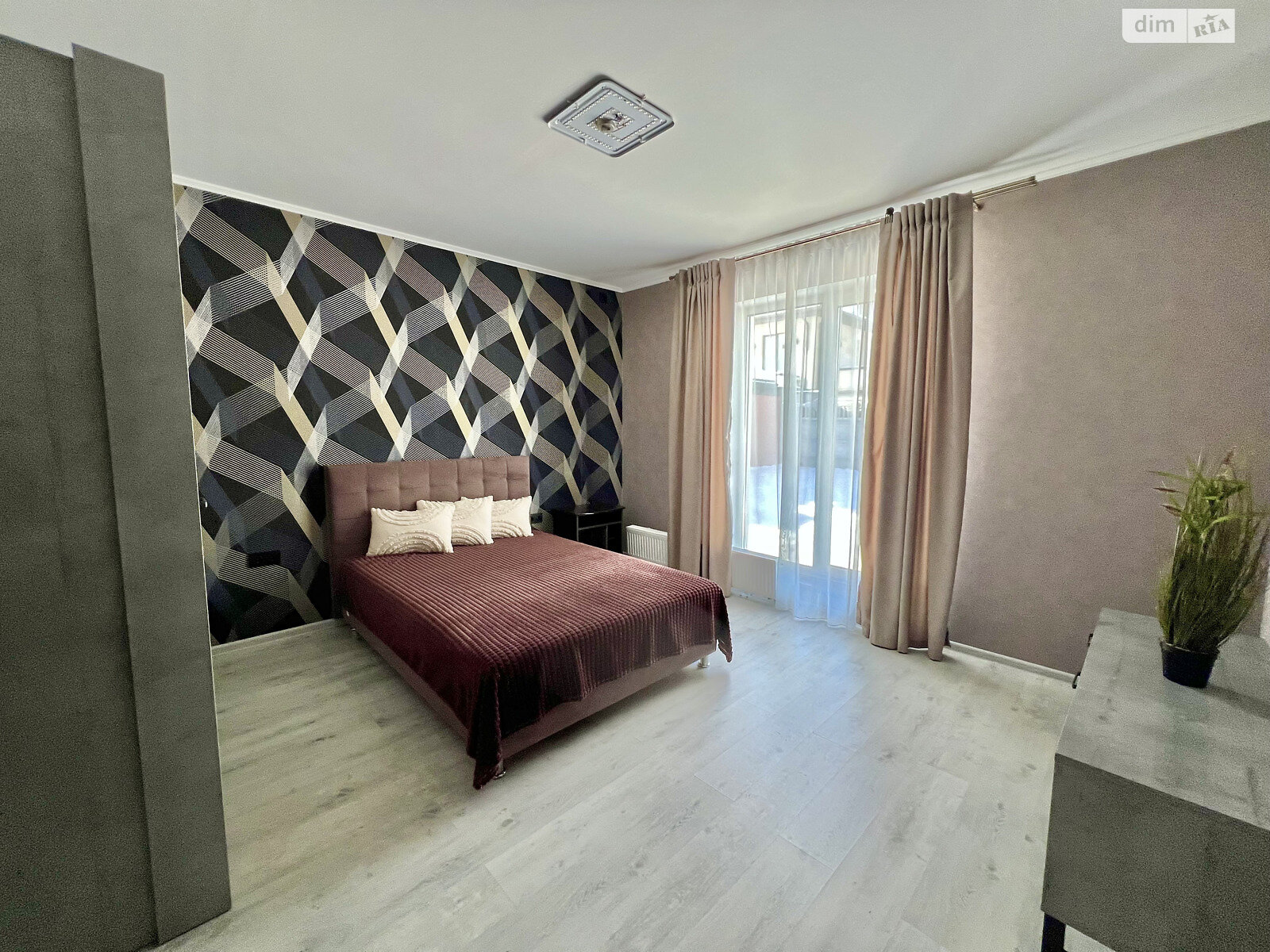 одноповерховий будинок з ремонтом, 142 кв. м, цегла. Продаж у Бучі фото 1 одноповерховий будинок з ремонтом, 142 кв. м, цегла. Продаж у Бучі фото 1