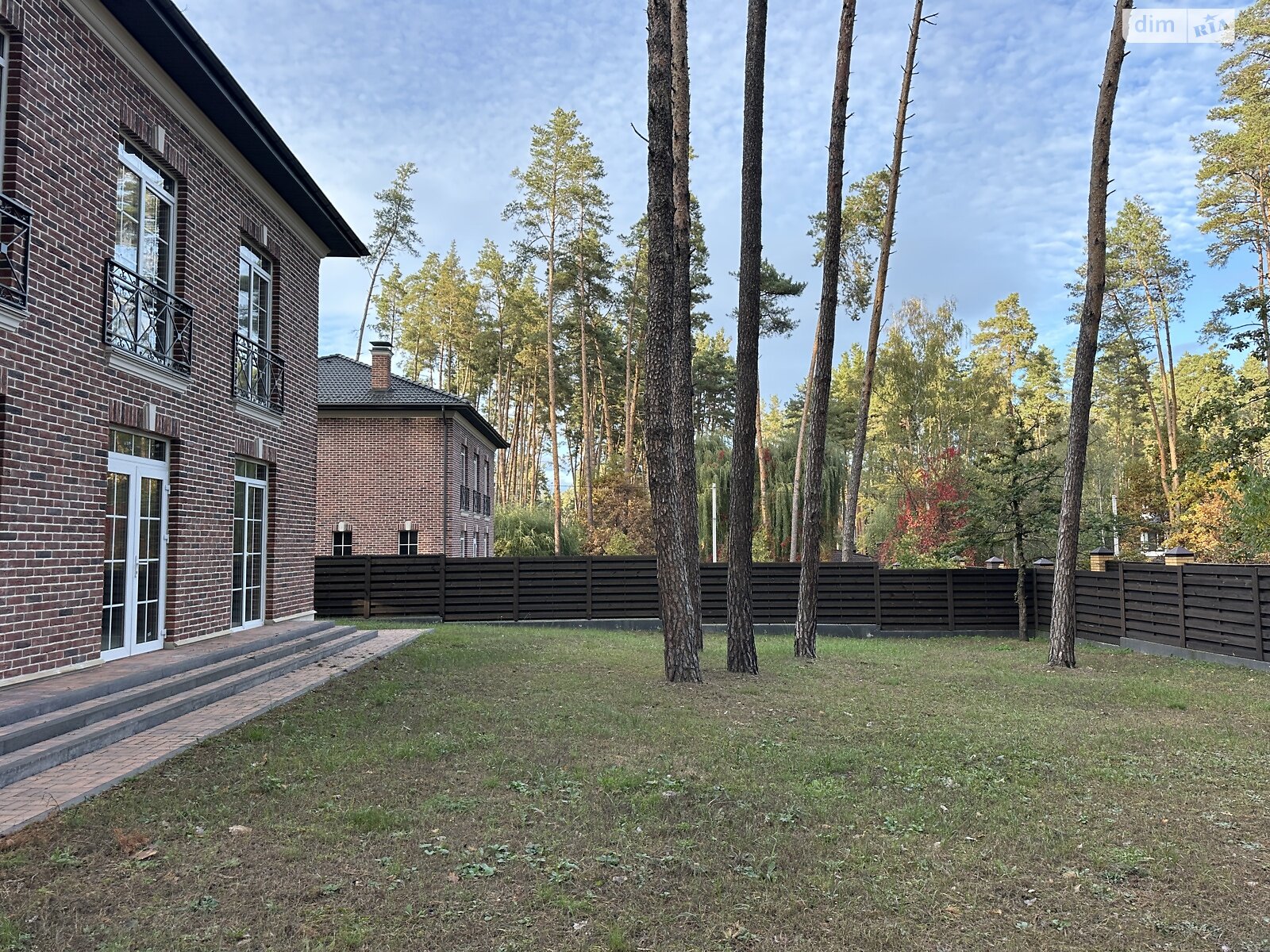 двухэтажный дом беседка, 206 кв. м, кирпич. Продажа в Буче фото 1