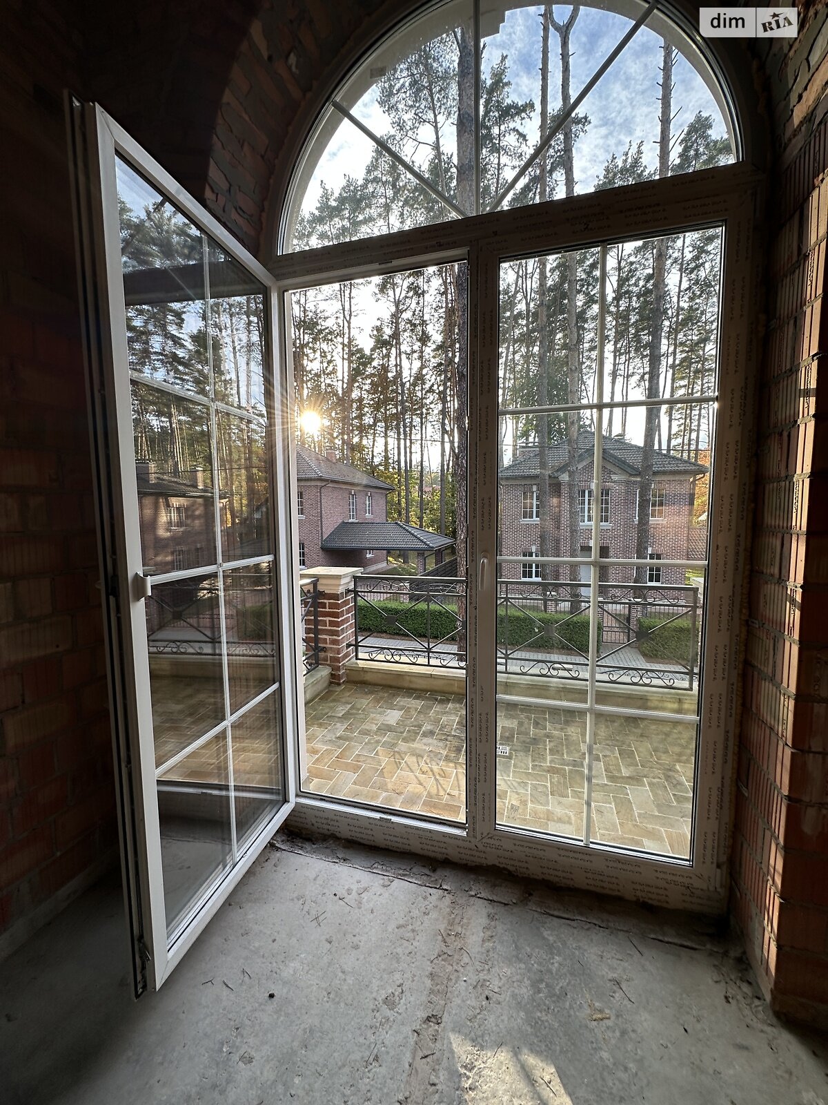 двухэтажный дом беседка, 206 кв. м, кирпич. Продажа в Буче фото 1