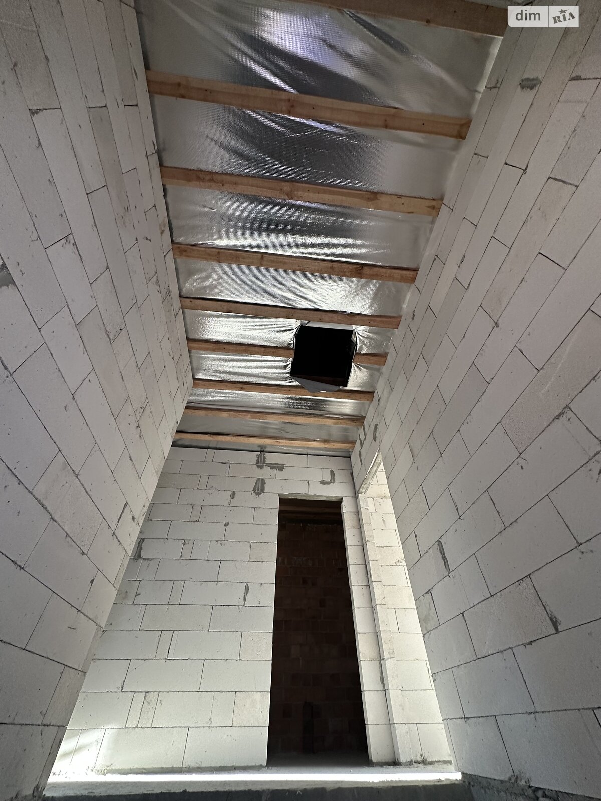 двухэтажный дом, 120 кв. м, керамический блок. Продажа в Буче фото 1 двухэтажный дом, 120 кв. м, керамический блок. Продажа в Буче фото 1