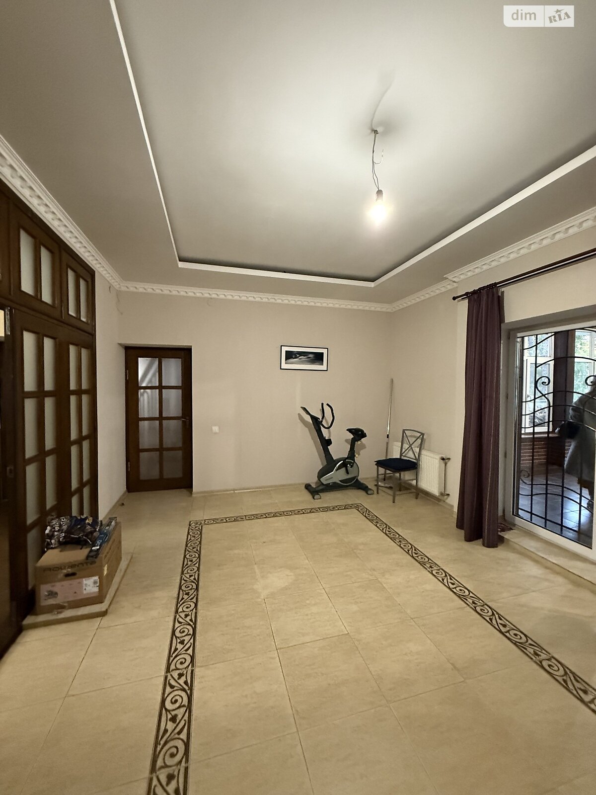 трехэтажный дом с верандой, 326.3 кв. м, кирпич. Продажа в Буче фото 1 трехэтажный дом с верандой, 326.3 кв. м, кирпич. Продажа в Буче фото 1