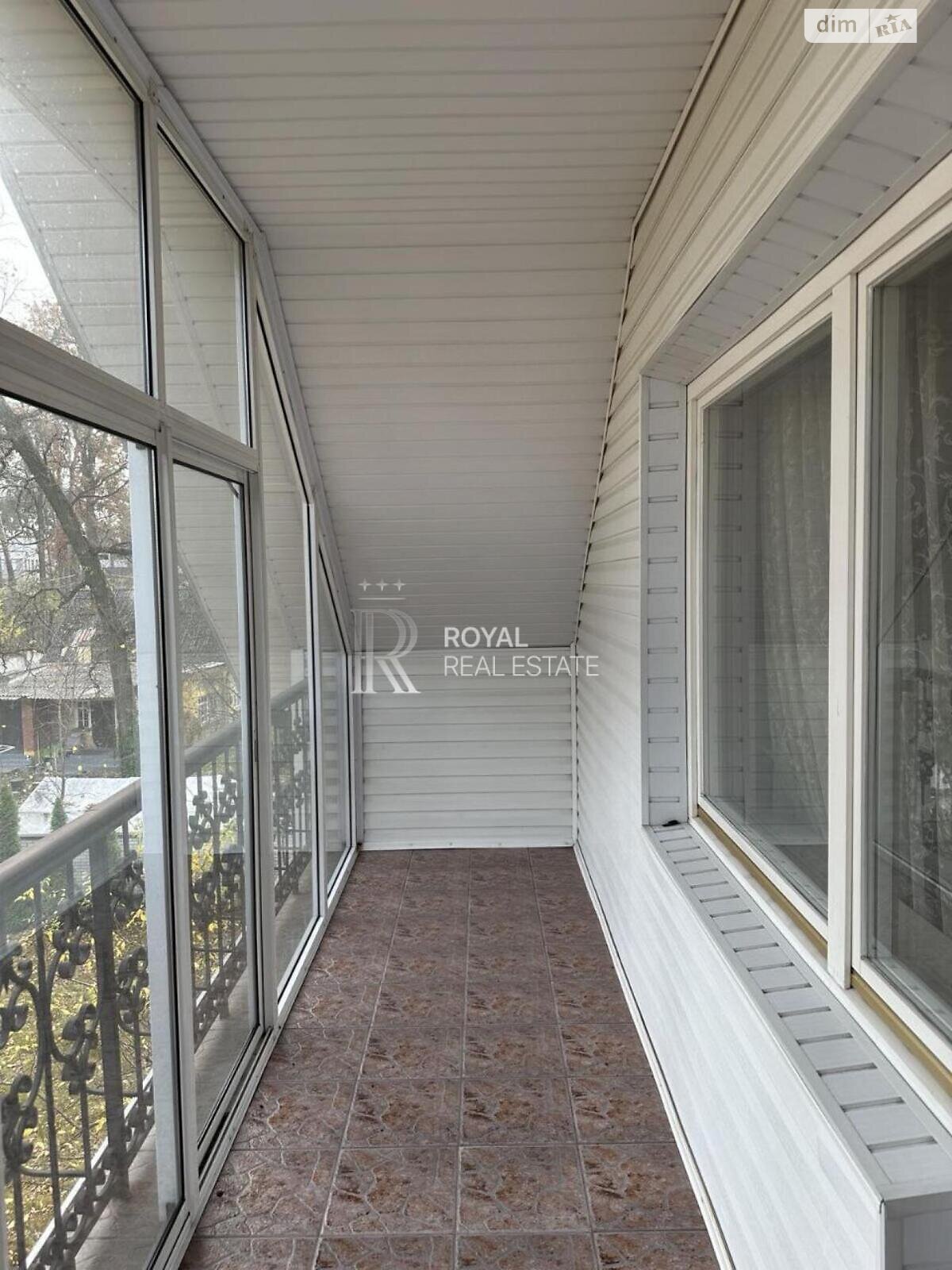 двухэтажный дом с гаражом, 428.9 кв. м, кирпич. Продажа в Буче фото 1