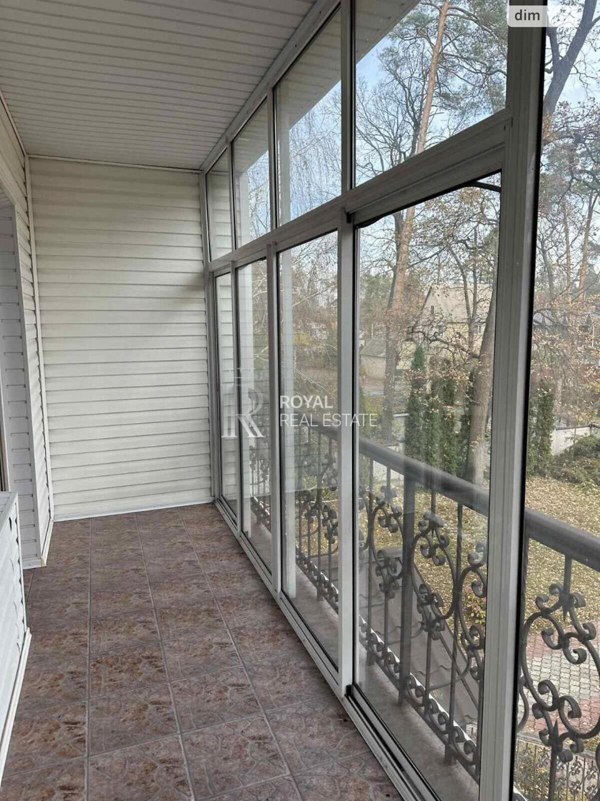 двухэтажный дом с гаражом, 428.9 кв. м, кирпич. Продажа в Буче фото 1