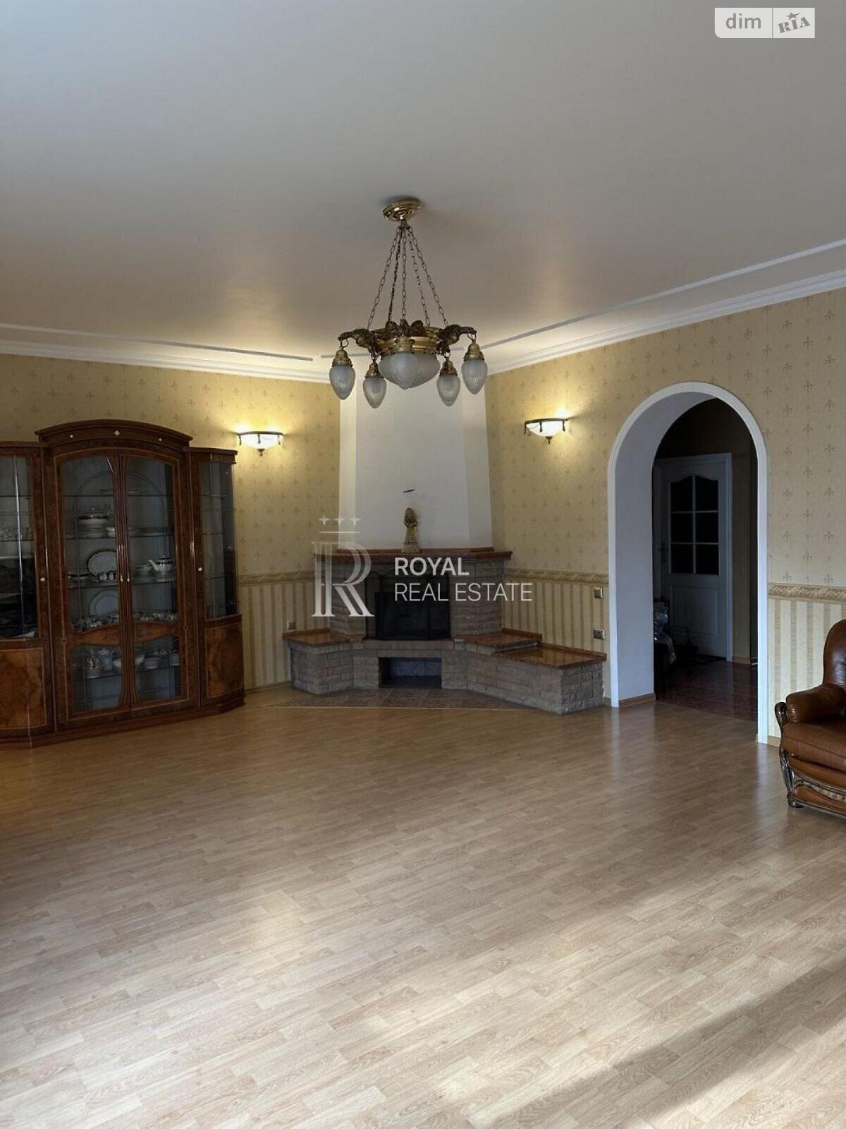 двухэтажный дом с гаражом, 428.9 кв. м, кирпич. Продажа в Буче фото 1