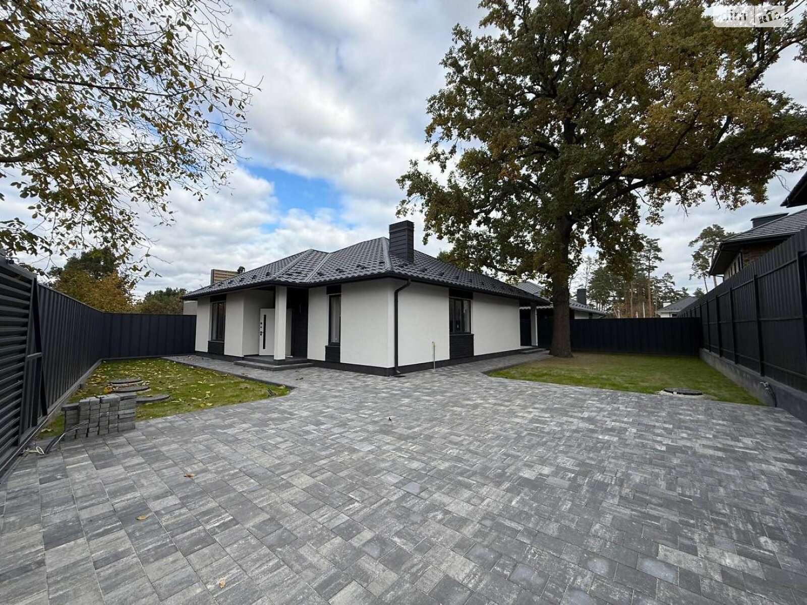 одноэтажный дом, 120 кв. м, кирпич. Продажа в Буче фото 1 одноэтажный дом, 120 кв. м, кирпич. Продажа в Буче фото 1