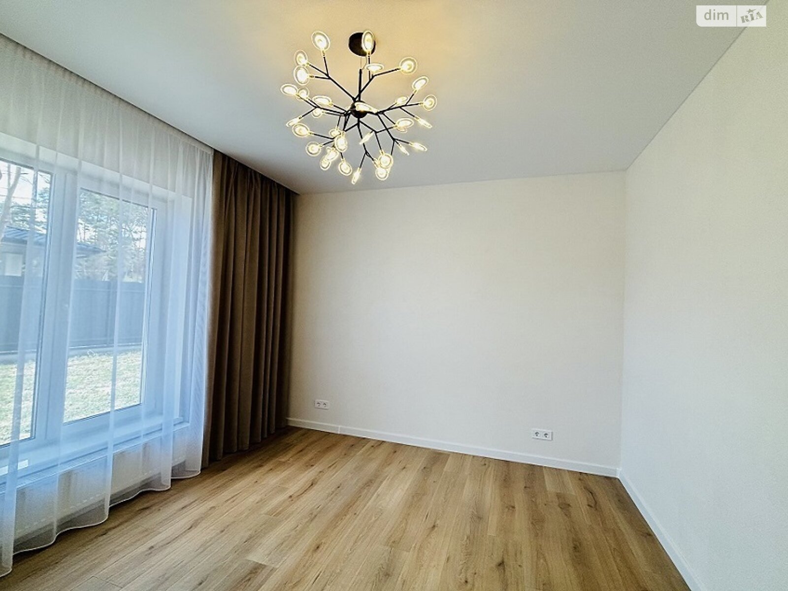 одноэтажный дом с ремонтом, 140 кв. м, газобетон. Продажа в Буче фото 1 одноэтажный дом с ремонтом, 140 кв. м, газобетон. Продажа в Буче фото 1