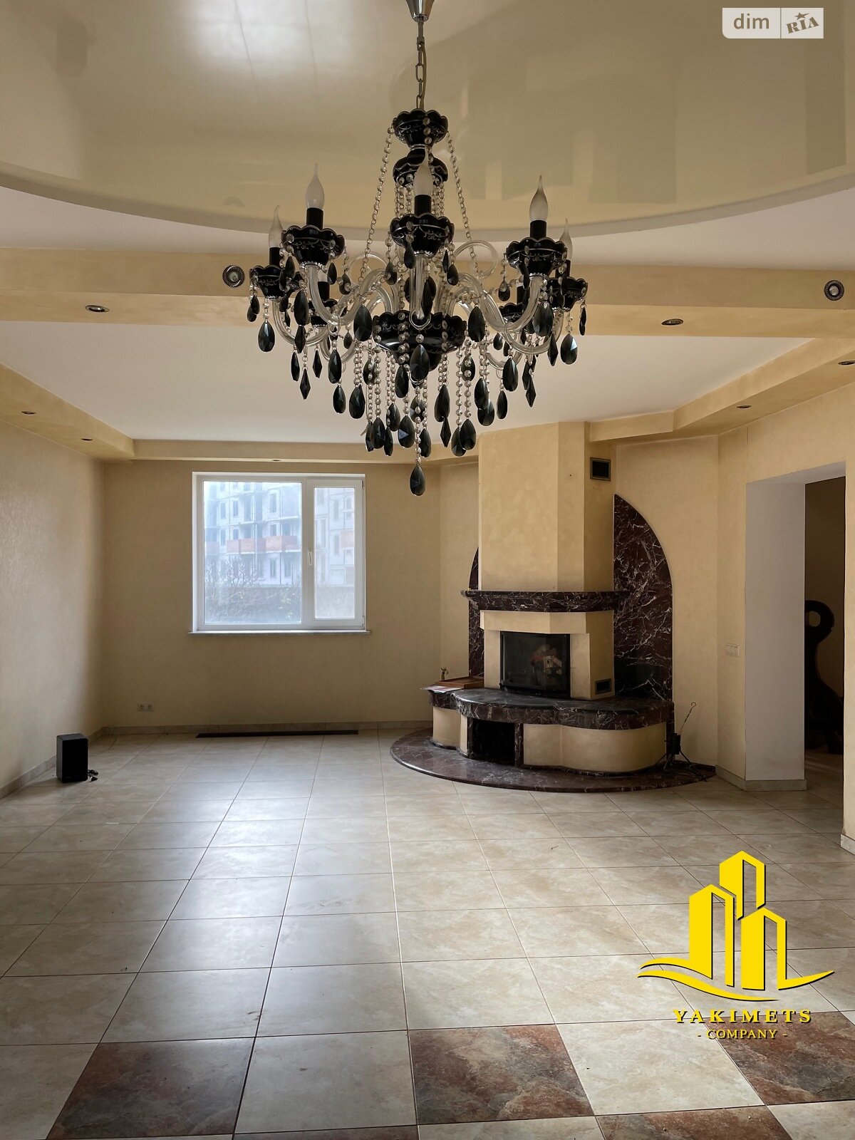 трехэтажный дом с верандой, 424 кв. м, газобетон. Продажа в Буче фото 1