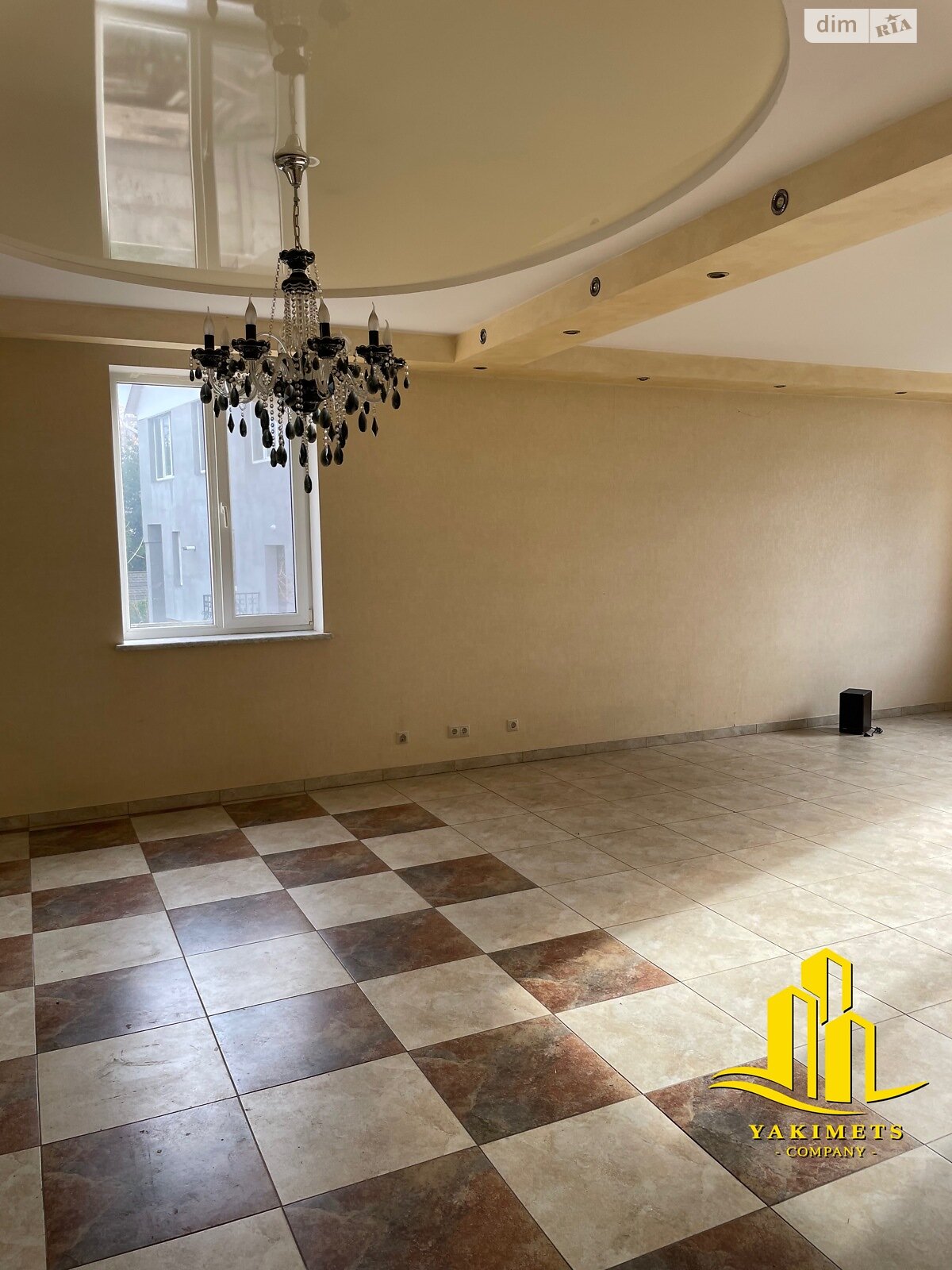 трехэтажный дом с верандой, 424 кв. м, газобетон. Продажа в Буче фото 1